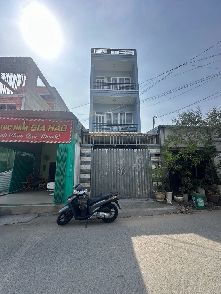 Nhà Mặt Phố Kinh Doanh Mới, Tiềm Năng Tăng Trưởng!
