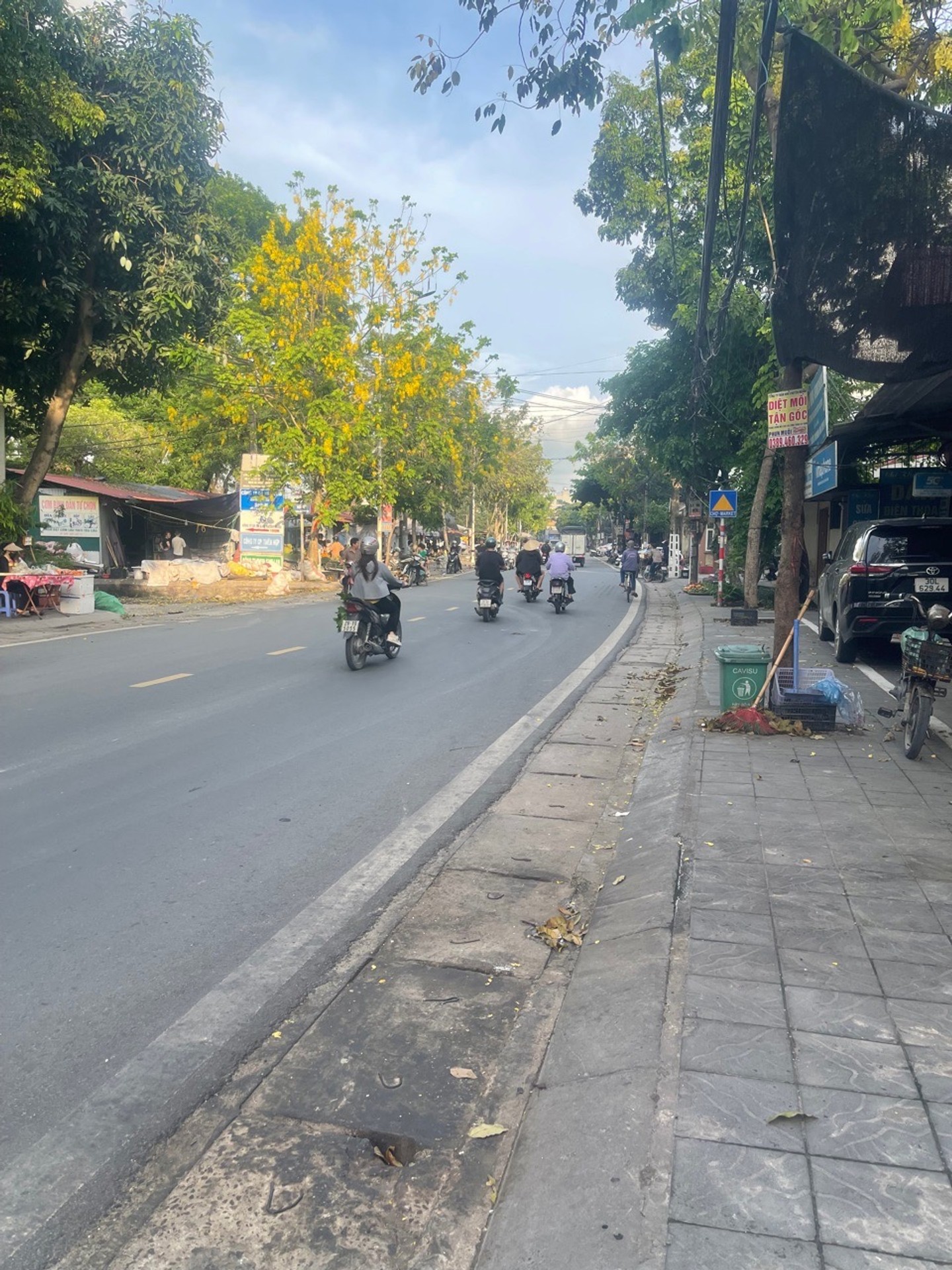 Bán nhà mặt phố Đào Cam Mộc, Đông Anh - Nhà 3 tầng, kinh doanh sầm uất