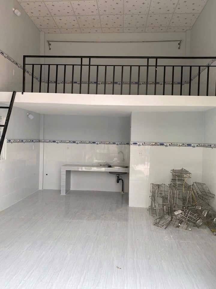 Cơ Hội Vàng Đầu Tư Mặt Phố Rực Rỡ Tại Bến Cát - 6 Phòng Trọ Kinh Doanh Thu Nhập Ổn Định!