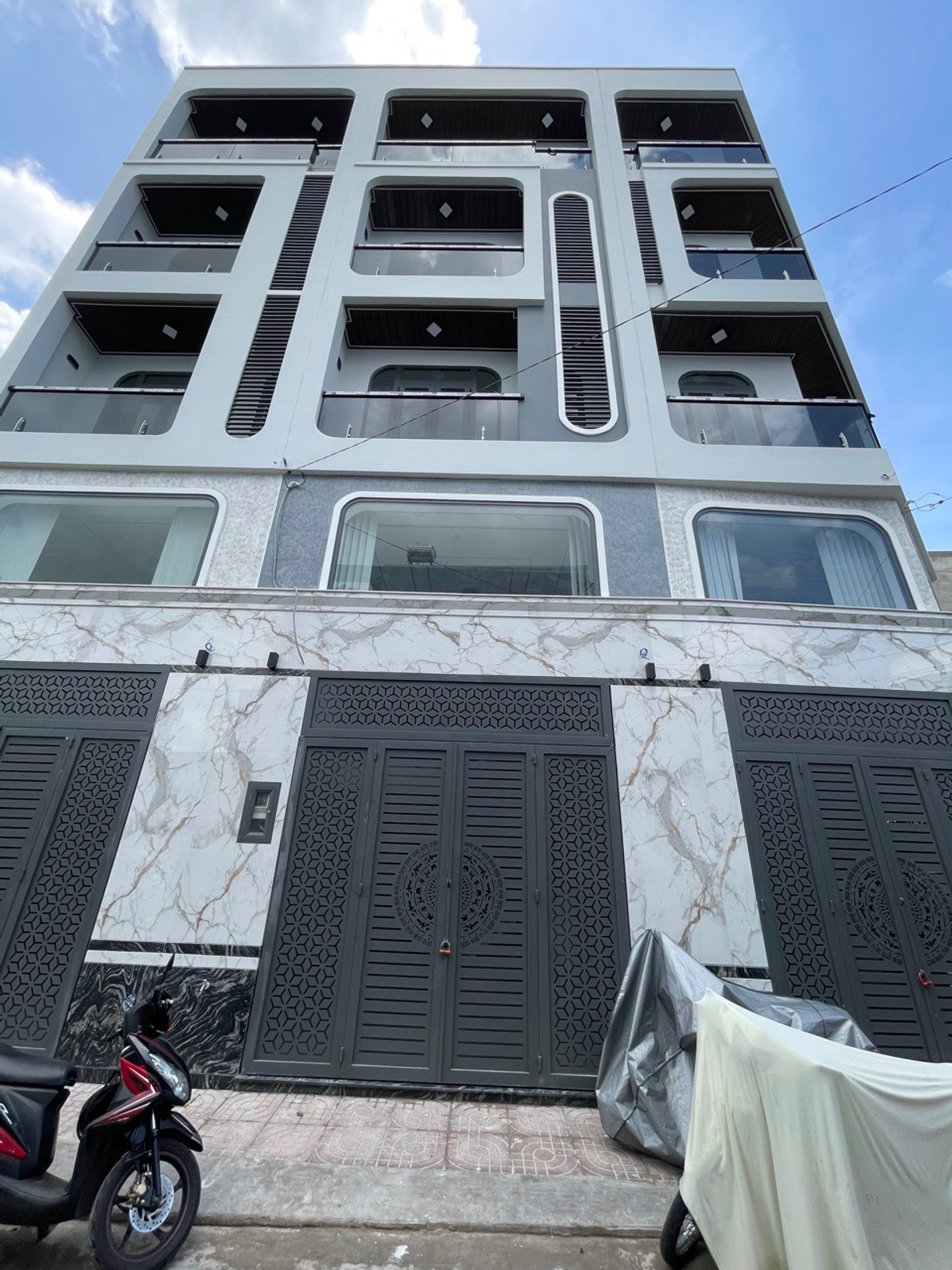 CƠ HỘI VÀNG: NHÀ ĐẸP 5 TẦNG TỰ HÀO TẠI BÌNH TRỊ ĐÔNG - CHỈ 7.95 TỶ