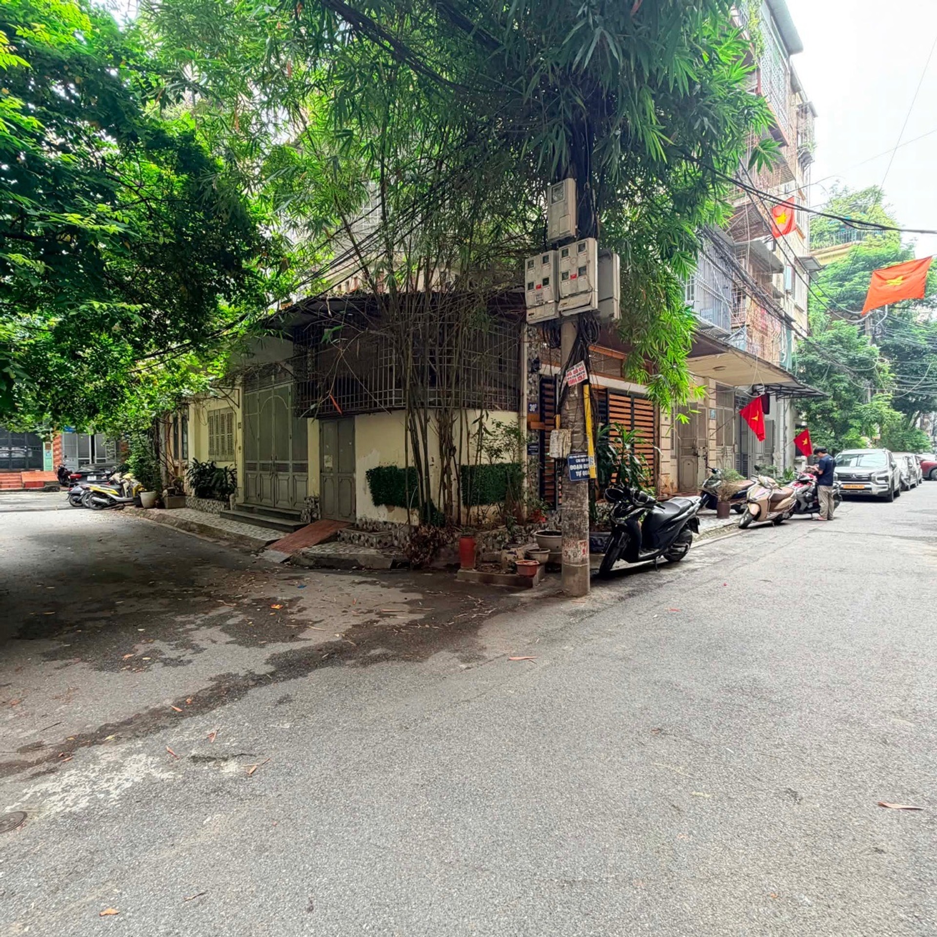 Bán Căn Hộ Chung Cư 72m² Tại Quan Nhân - Thanh Xuân, Hà Nội - 9.9 Tỷ VNĐ