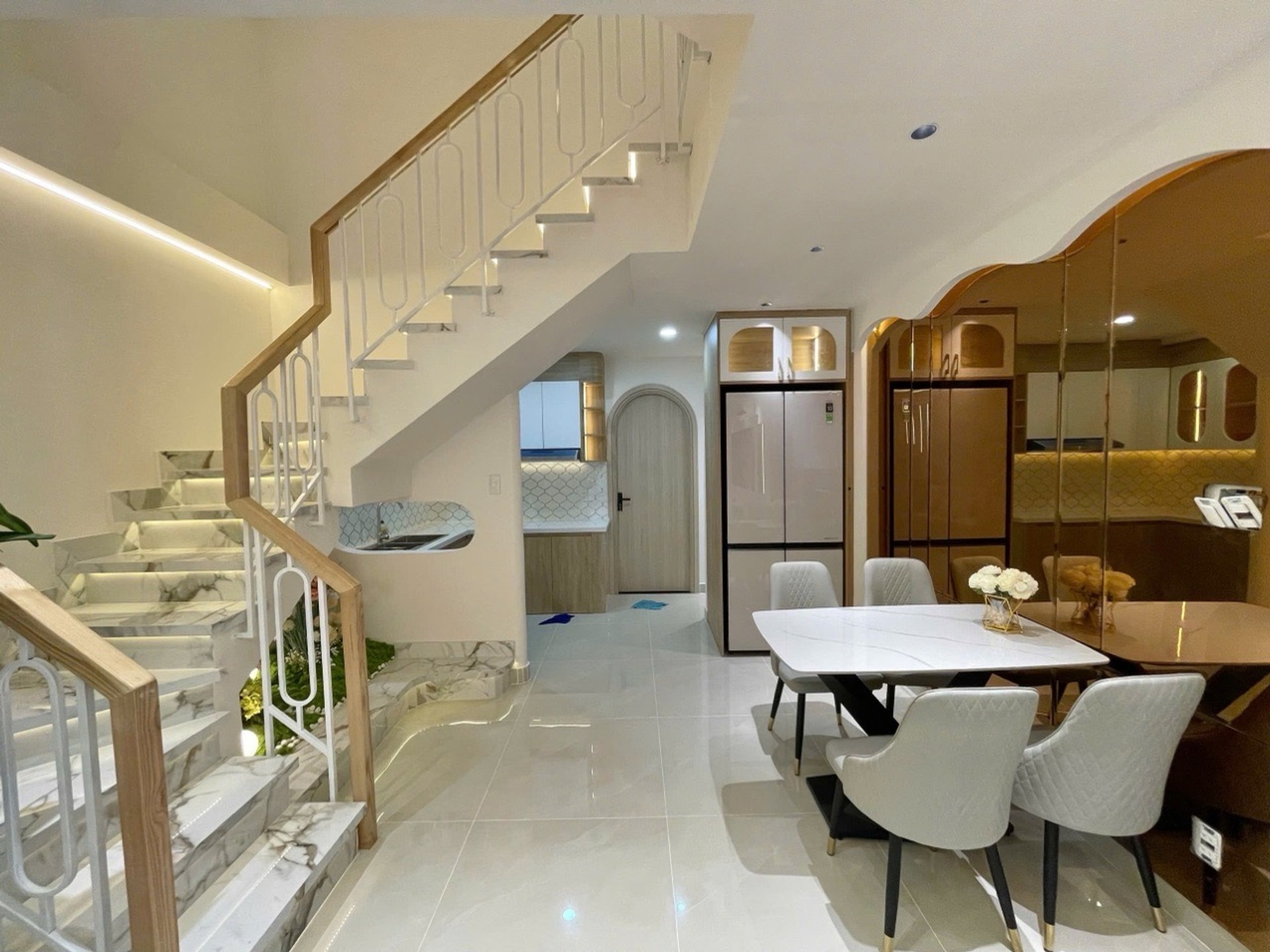 Nhà 3 Tầng Mới Xây - 48m² - Trần Văn Quang, Tân Bình - Giá 8.6 Tỷ