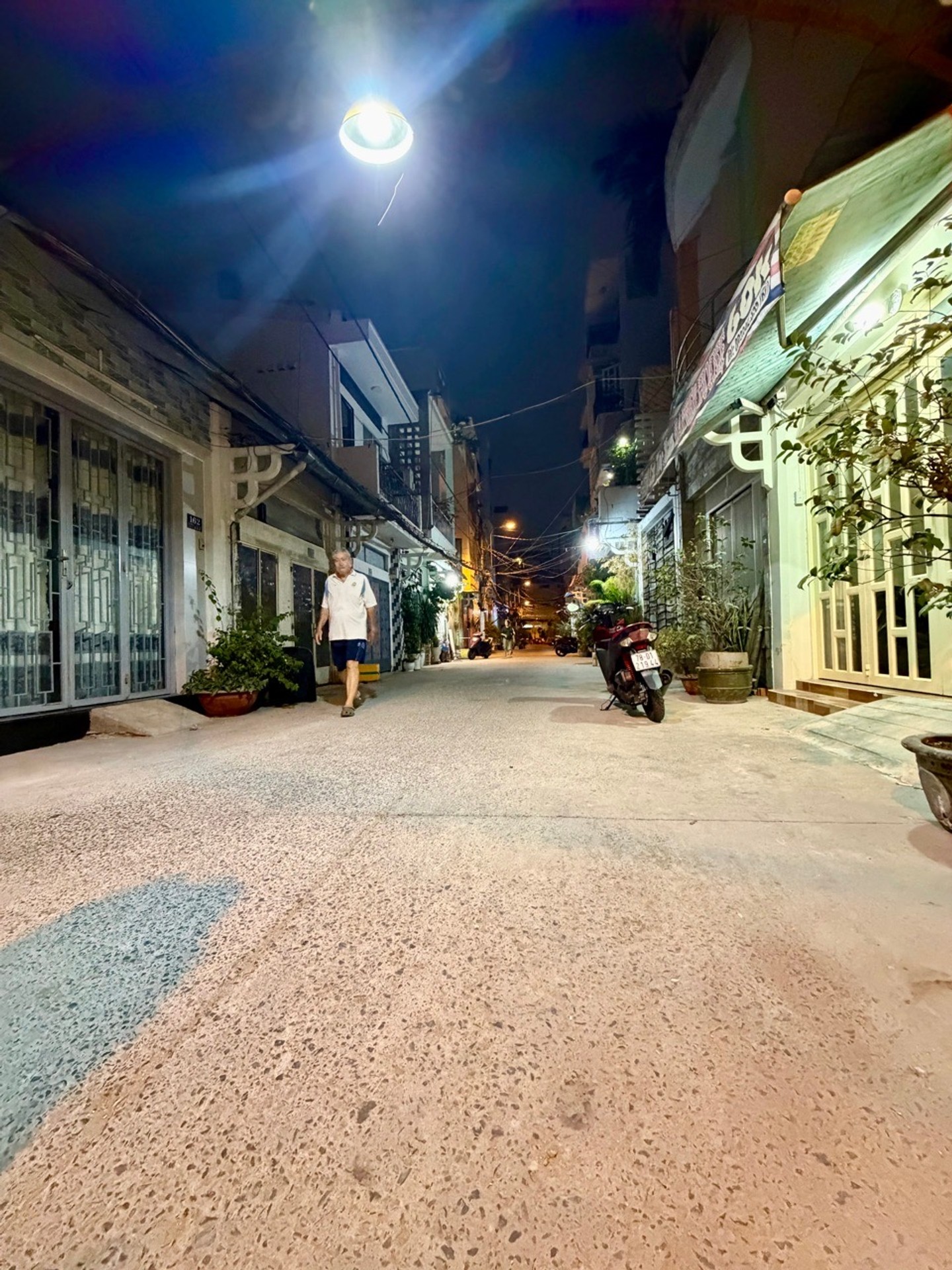 Nhà mặt phố 2 mặt tiền siêu thoáng quận Bình Thạnh giá cực hấp dẫn
