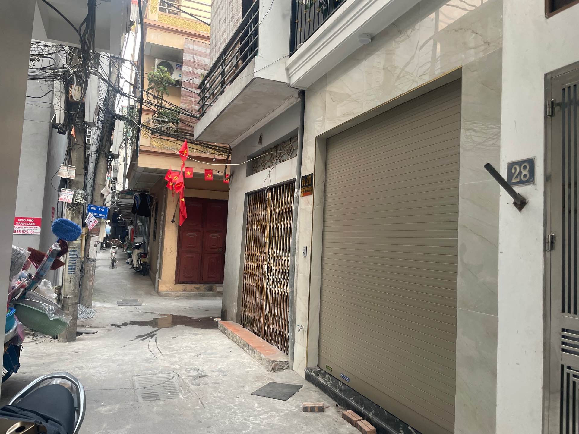 Nhà riêng hiện đại tại Đức Giang, 54.9m², giá 8.2 tỷ VNĐ
