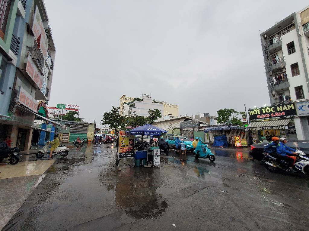 Cơ hội sở hữu nhà mặt phố 4 tầng kinh doanh đắc địa tại Bình Thạnh giá tốt