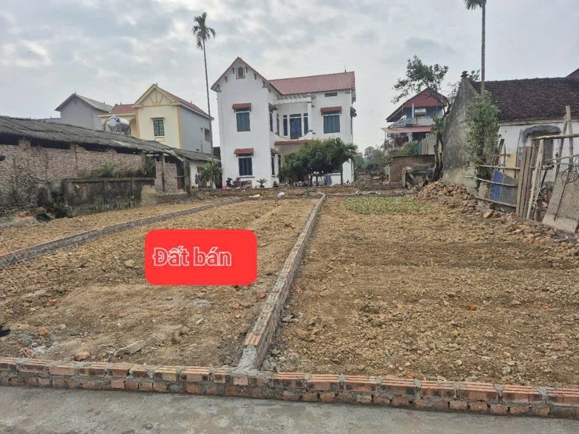 Đất Vàng Xung Quanh Trường Học - Đầu Tư Hoàn Hảo!