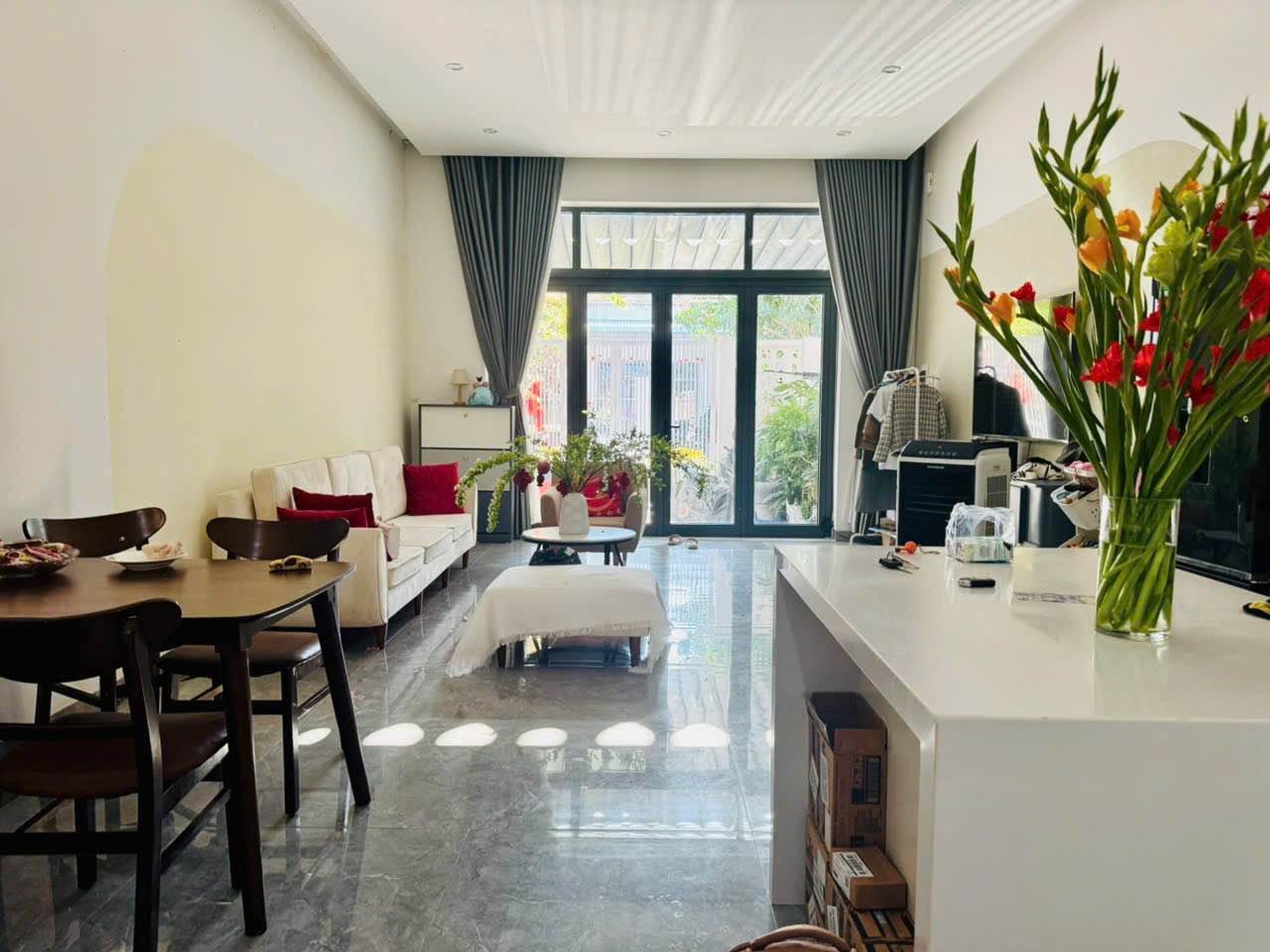 NHÀ ĐẸP FPT CITY – 110M² – FULL NỘI THẤT – CHỈ 6,7 TỶ | 0762,658,925 – HIỀN