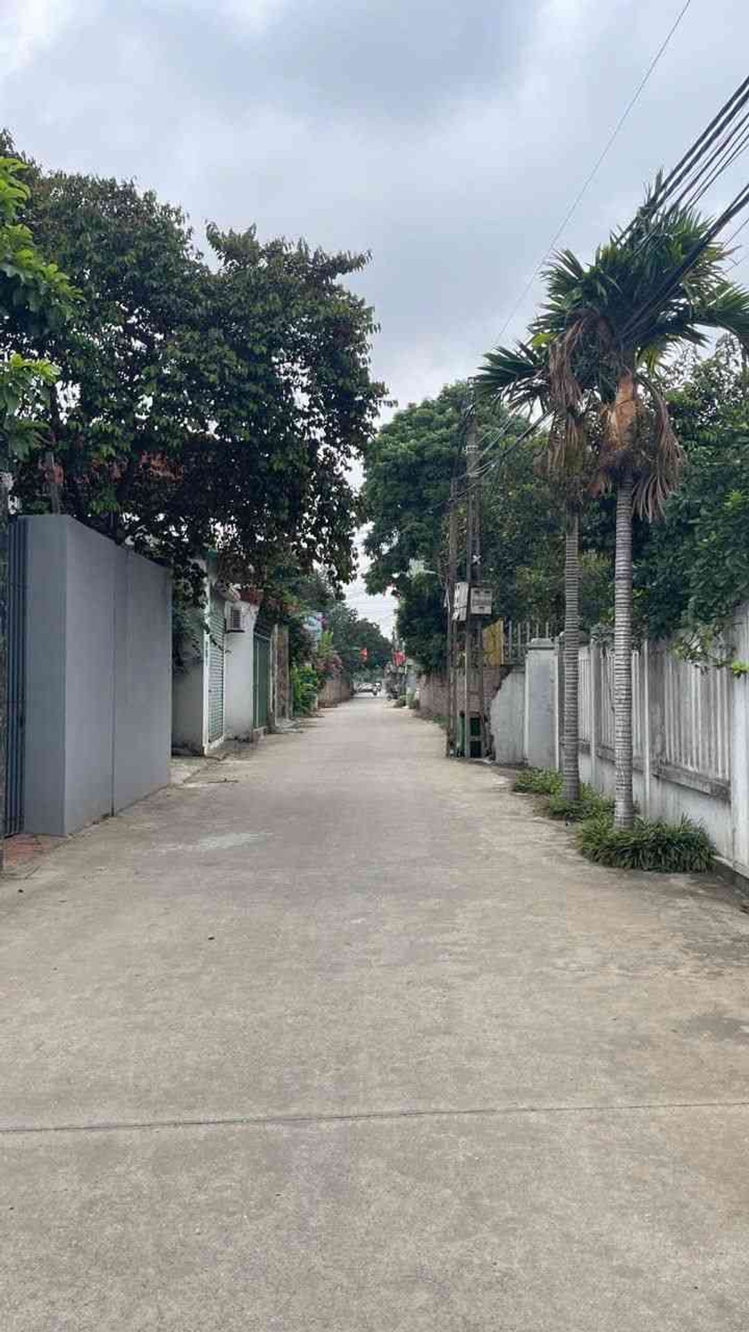 Nhà 3 Tầng Để Nghỉ Ngơi, Gần Sân Bay Nội Bài!
