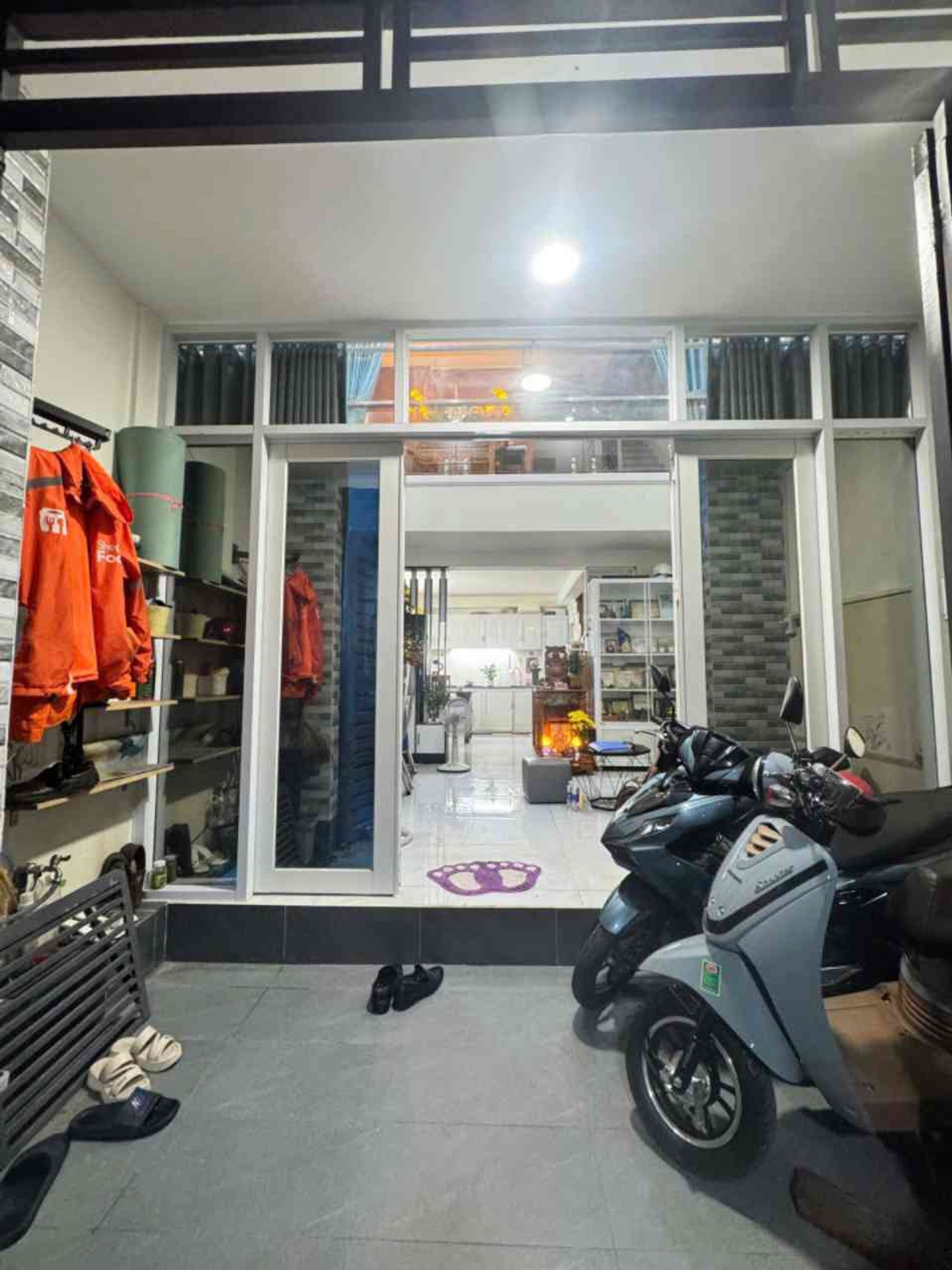 NHÀ 3 TẦNG DTSD 68M2 NGAY ĐỖ XUÂN HỢP CHỈ NHỈNH 4 TỶ