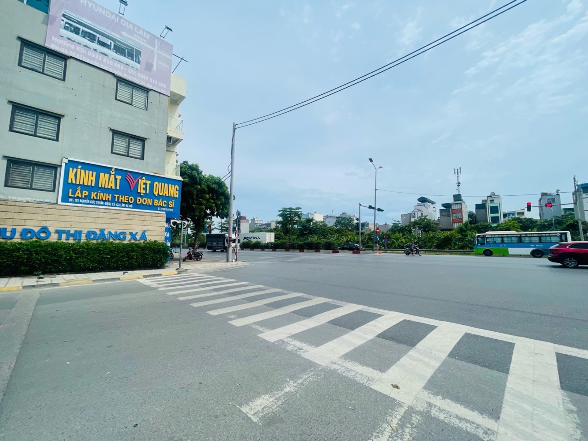 Bán Nhà mặt phố , kinh doanh tốt