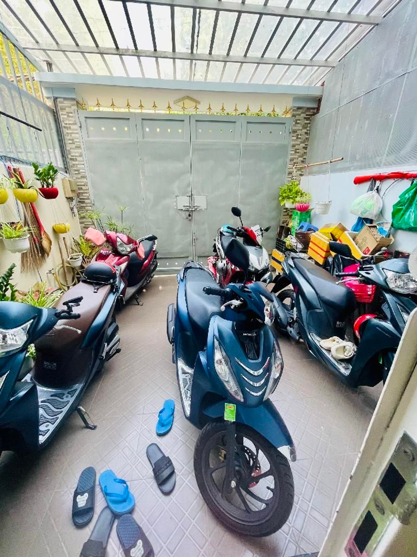 BÁN NHÀ HẺM Ô TÔ – NGUYỄN HỮU TIẾN, P. TÂY THẠNH, Q. TÂN PHÚ
👉 Diện tích: 4m x 19,5m (công nhận đủ