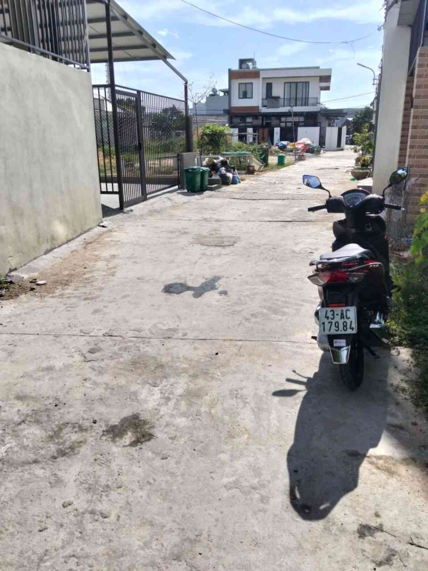 😳 3,35 TỶ – ĐỨNG Ở LÔ ĐẤT NÀY, QUAY 4 HƯỚNG ĐỀU CÓ “ĐIỂM ĐẾN”!
