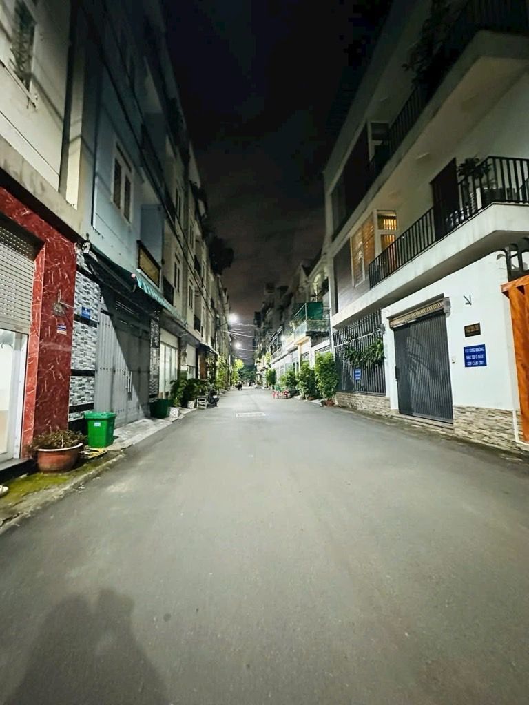 🏡 TRUNG TÂM QUẬN 12 – NGAY NGÃ 3 ĐÔNG QUANG
💥 Tương lai có tiềm năng ra mặt tiền kinh doanh