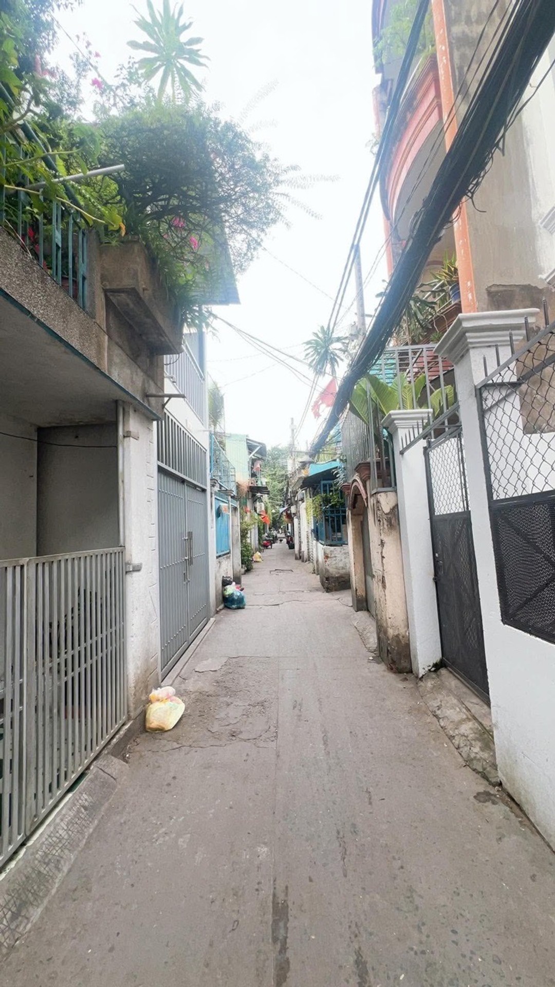 Bán nhanh nhà phố