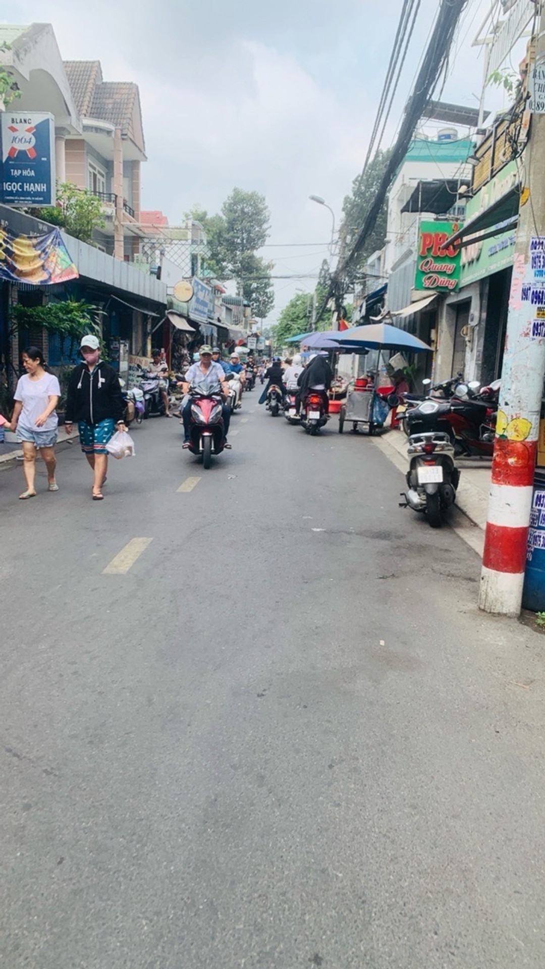 TRUNG TÂM PHƯỜNG BÌNH CHIỂU

📐 Diện tích: 94m² (ngang 4m x dài 24m)
📄 Sổ hồng riêng, vuông vức A4