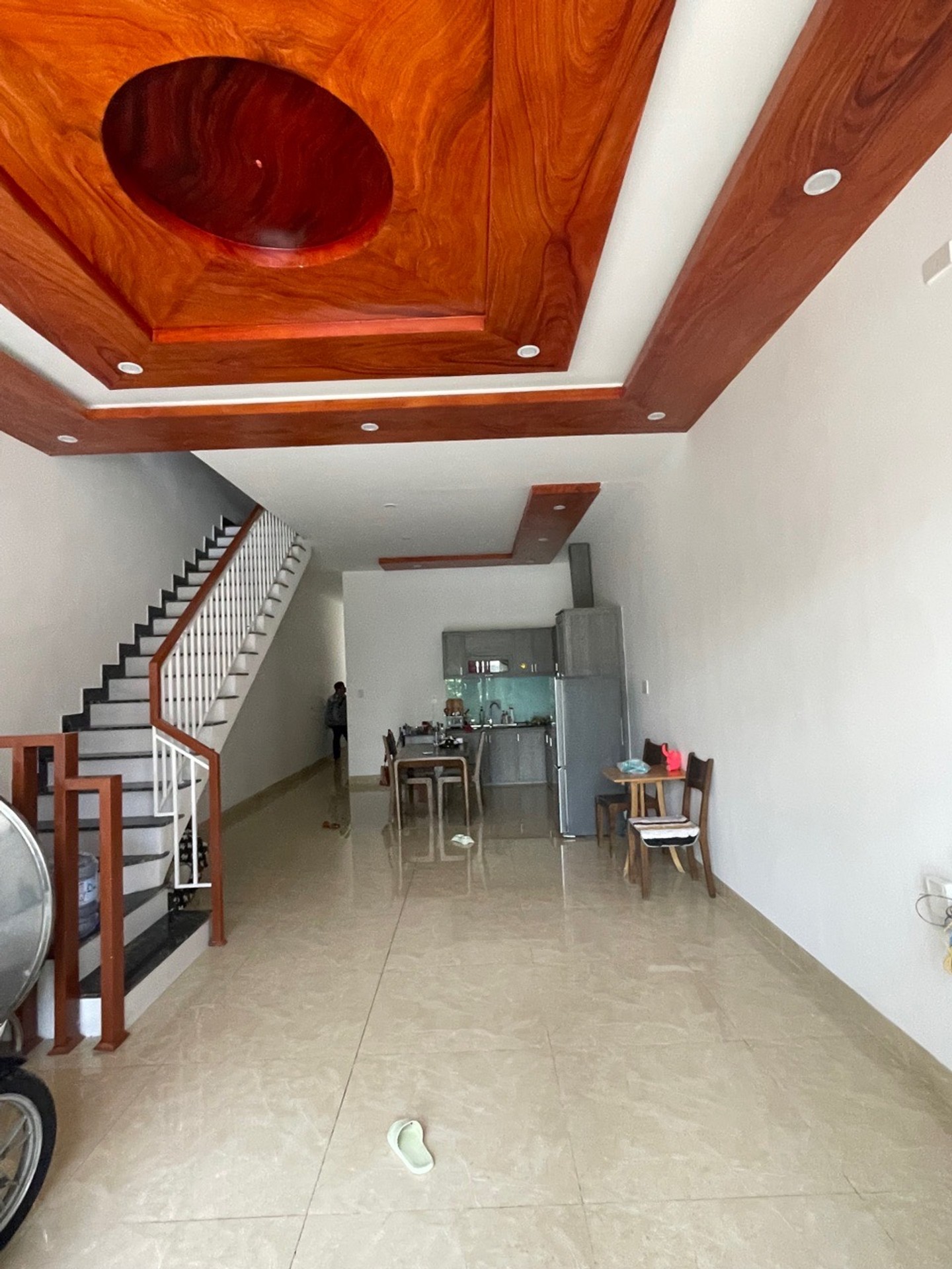 😮 90M² – NHÀ 2 TẦNG MỚI TINH – 5,X TỶ, NHƯNG LẠI NẰM SÁT PHẠM HÙNG!