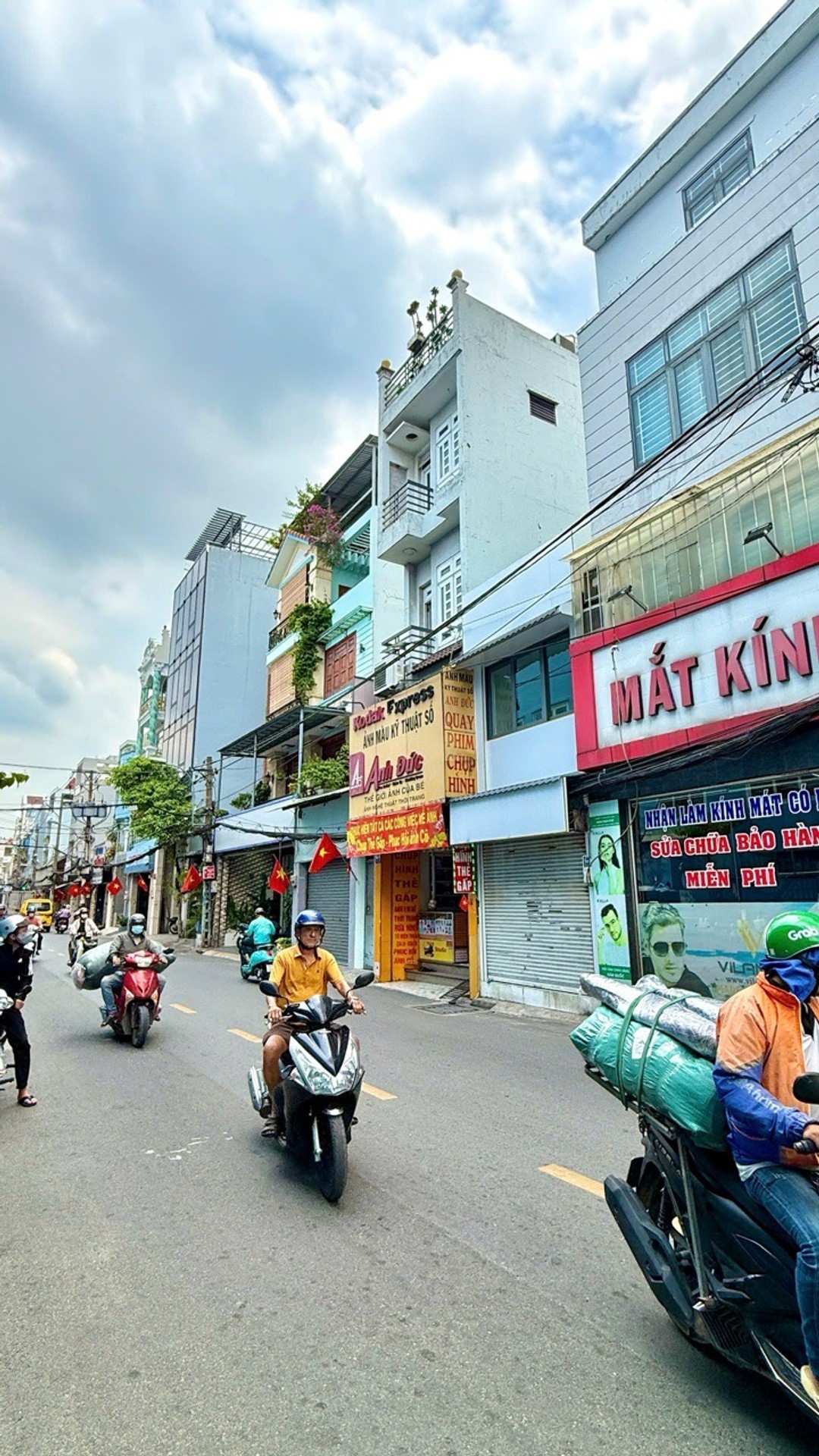 Nhà mặt phố Phạm Phú Thứ - Vừa ở vừa kinh doanh siêu tiện lợi
