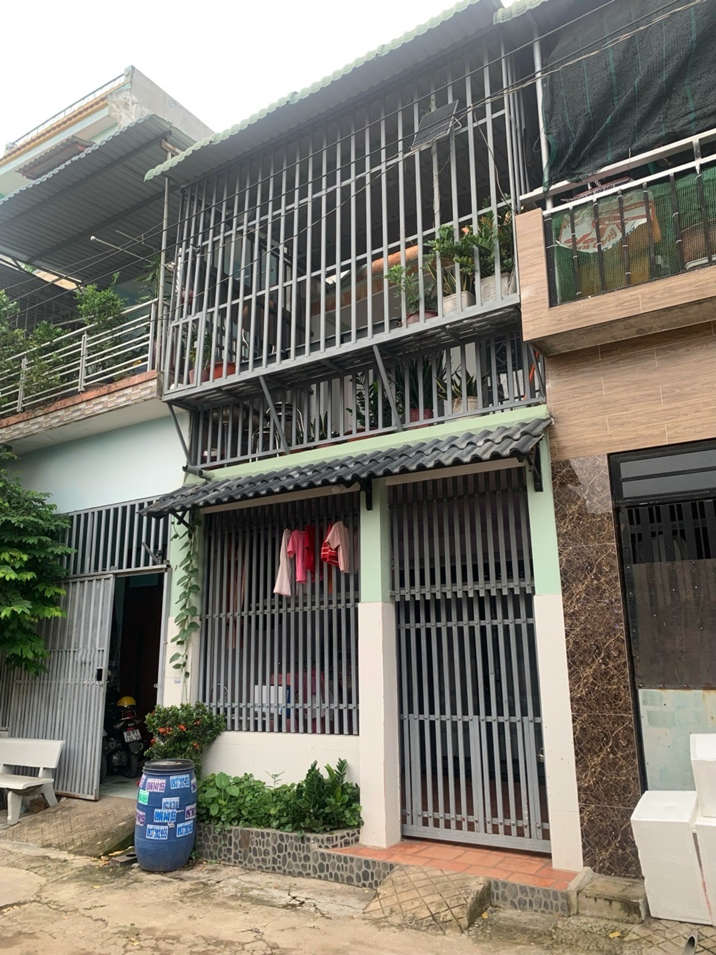 NHỈNH 2 TỶ. NHÀ 2 TẦNG SỔ RIÊNG HXH 6M NGAY ĐƯỜNG LÝ THƯỜNG KIỆT SÁT BÊN VICOM PLAZA DĨ AN