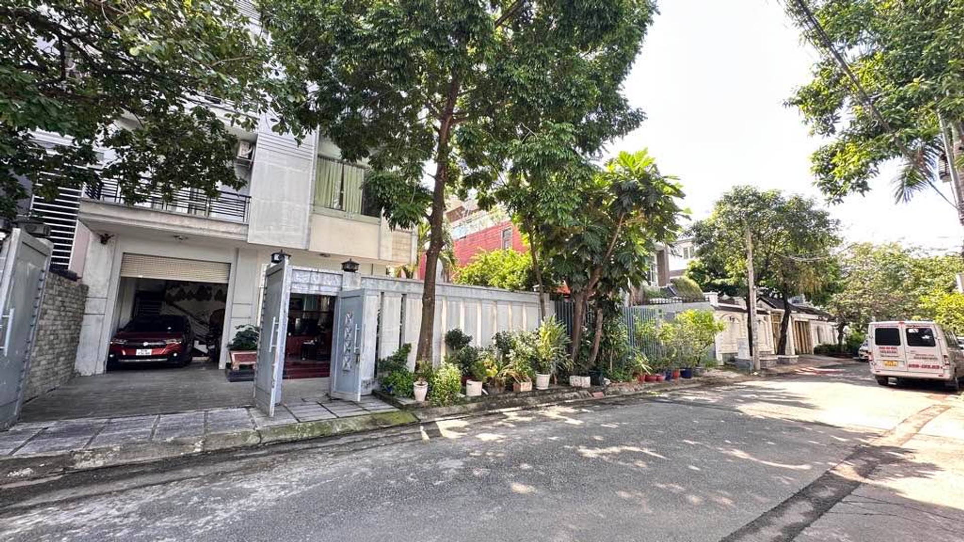 Bán Biệt Thự 240m2. 4 Tầng, Khu dân cư Phú Nhuận, Thới An. Q12. Chỉ 18 tỷ.