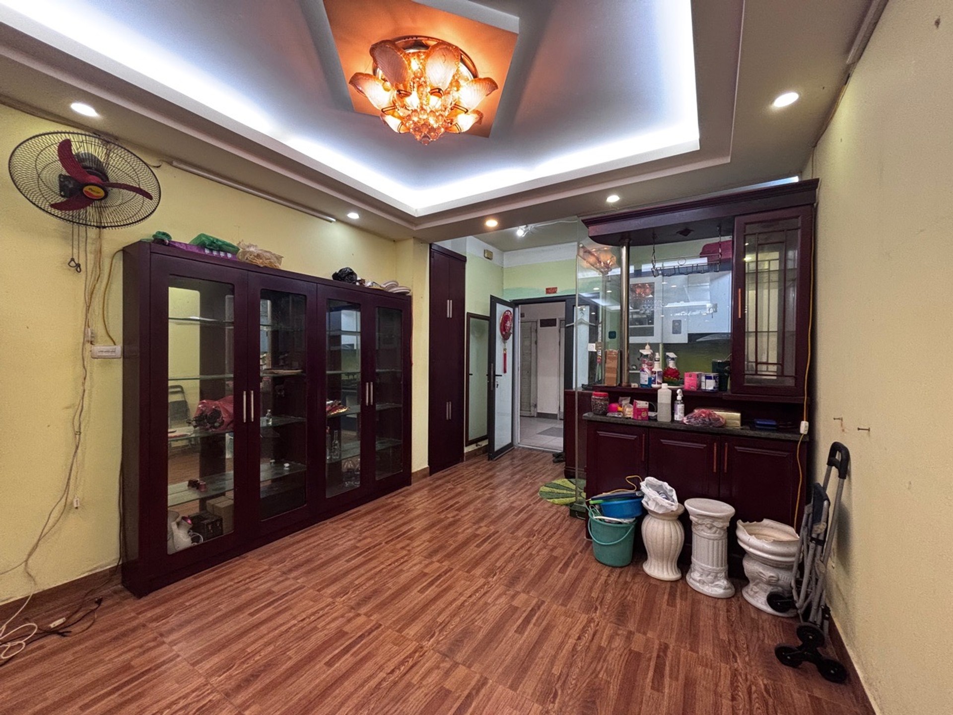 Khám Phá Căn Hộ Sang Chảnh, Lô Góc Tại Việt Hưng!