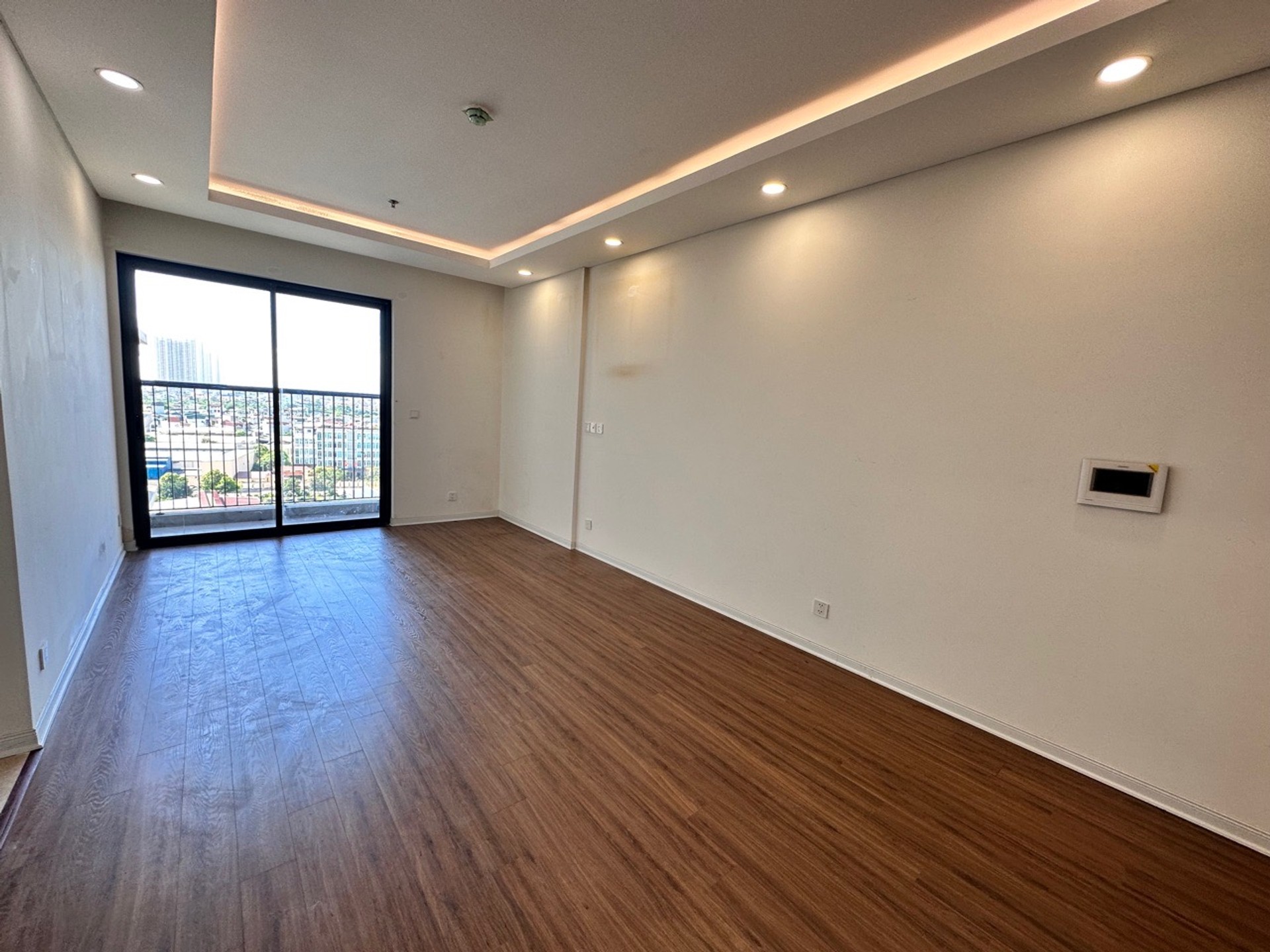 BÁN CH VIỆT HƯNG- ĐỨC GIANG-BÌNH MINH GARDEN- DT RỘNG 75M2-2 NGỦ- FULL NỘI THẤT HIỆN ĐẠI-6 TỶ