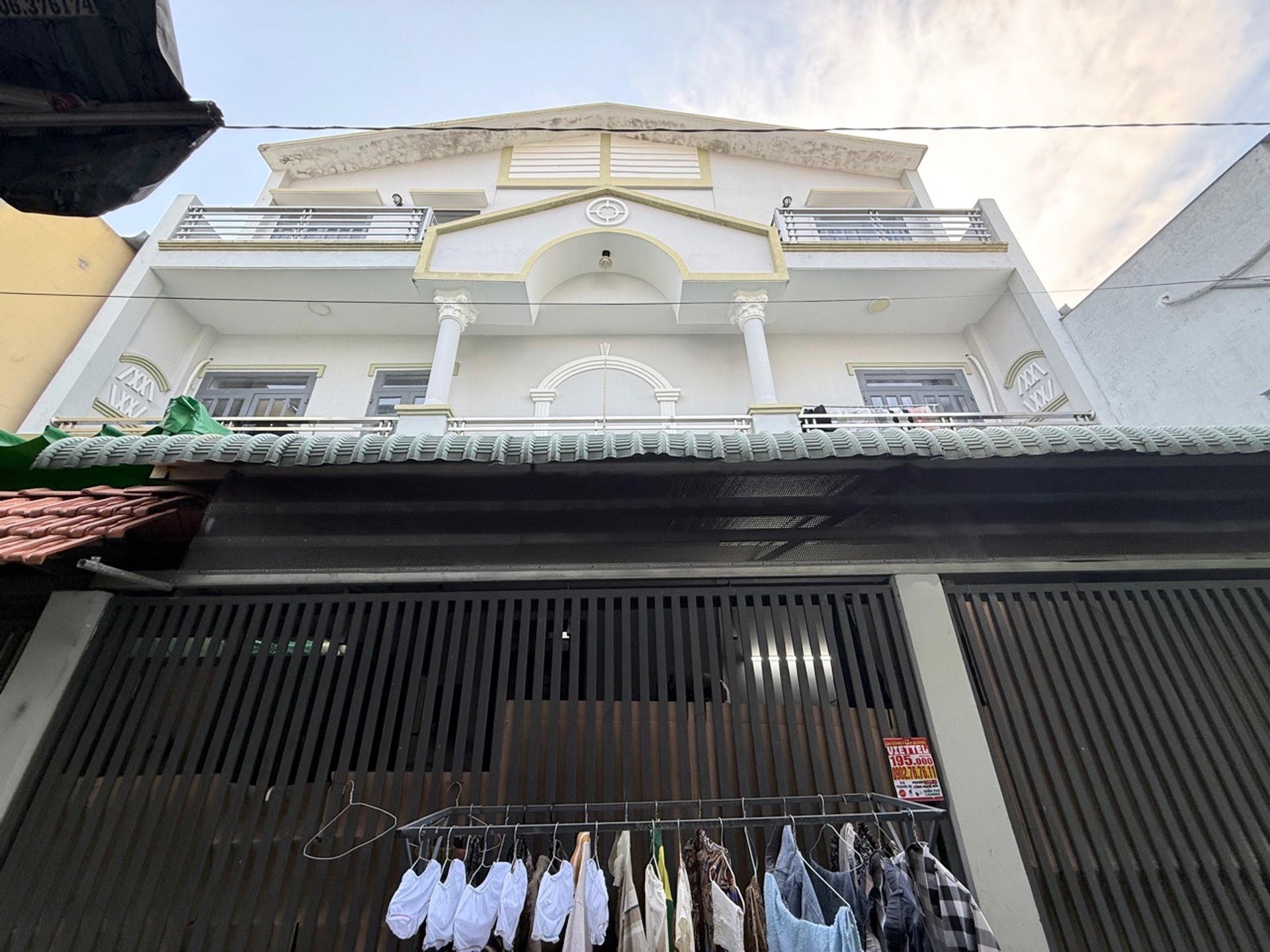 Nhà Hiện Đại 3 Tầng, 124m2, Giá Hời, Bình Trị Đông