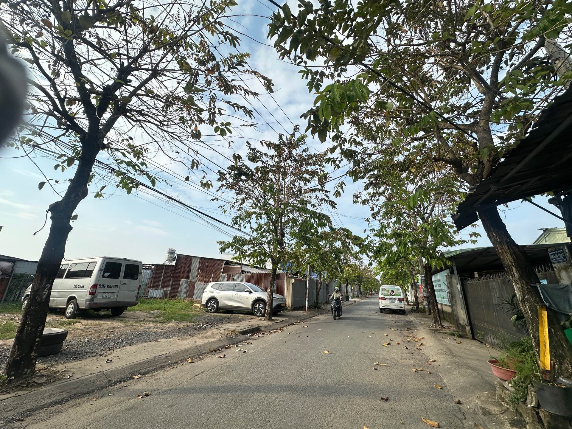 Bán 230m mặt nhựa thông Đông Thanh, kề Lê Văn Khương, 6.x tỷ