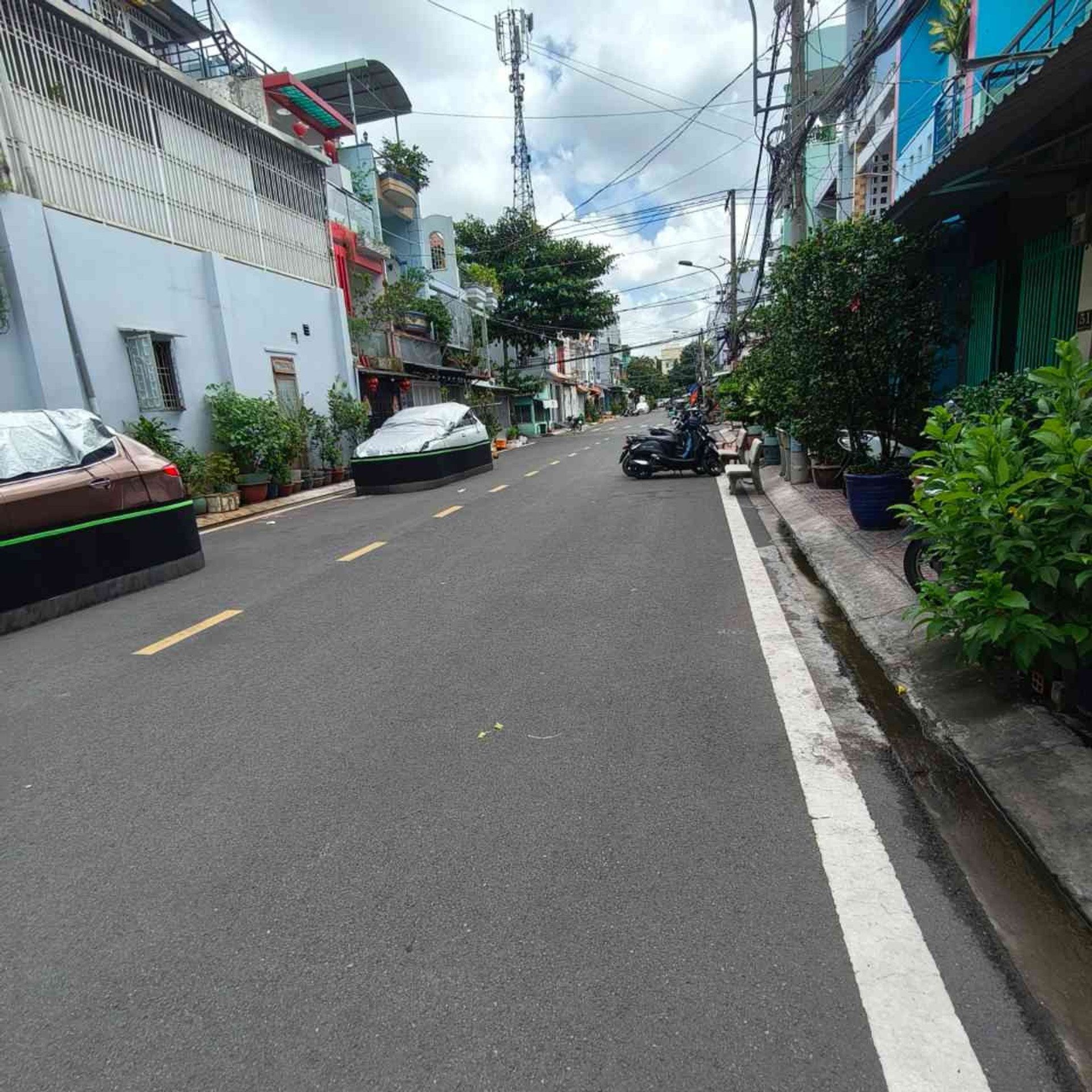 Bán nhà mặt phố trung tâm Quận 8, gần chợ Phạm Thế Hiển, diện tích 34m2