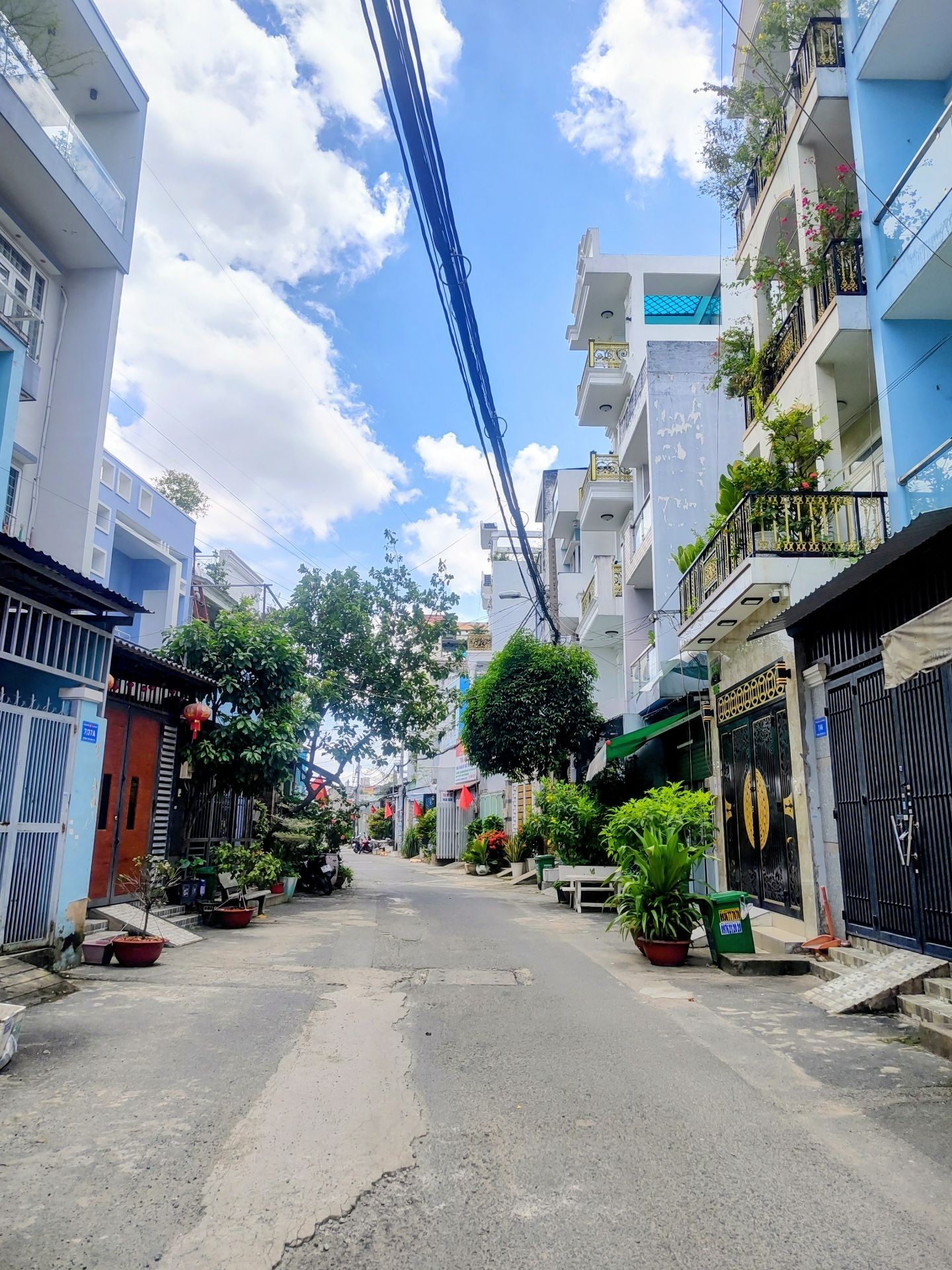 Bán nhà riêng 4 tầng mặt tiền 12m sát Tân Kỳ Tân Quý, diện tích 180.2 m², pháp lý chuẩn