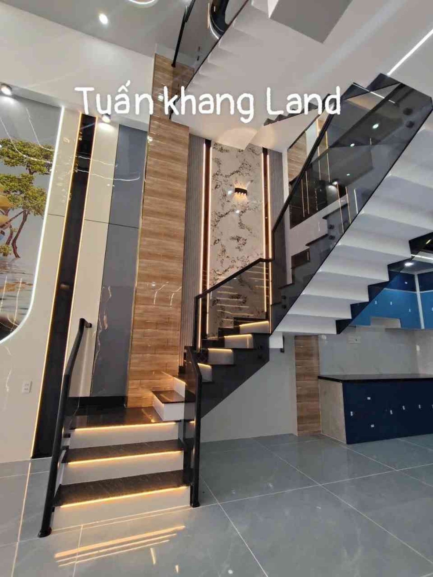 NHÀ BÁN GẤP
Nhỉnh 5T
SÁT NGUYỄN THỊ TÚ . GÒ MÂY
4.6X12 TRỆT LỬNG 2 LẦU MÁI ĐÚC