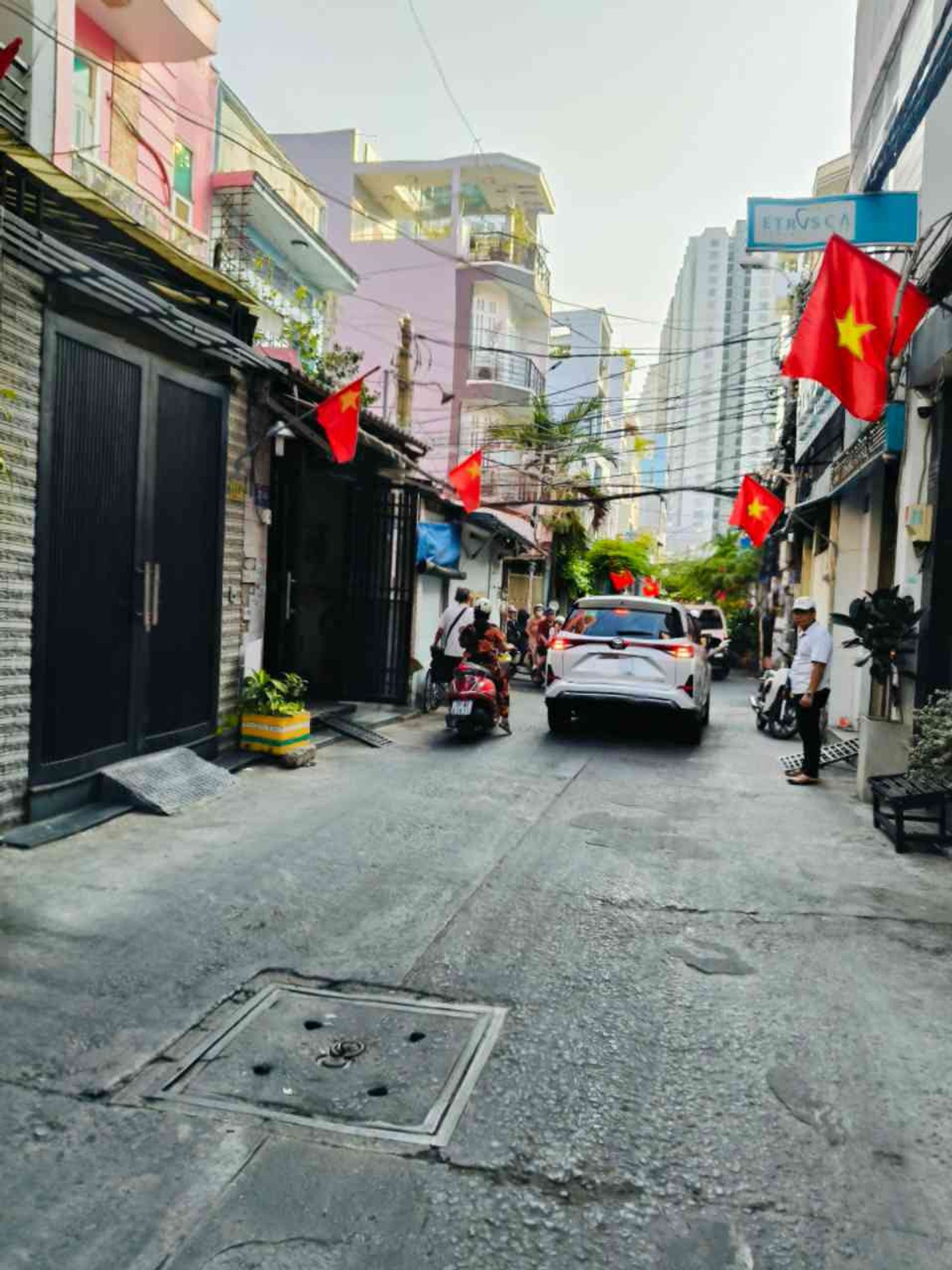 Bán nhà riêng hẻm xe hơi tại Tám Danh, Quận 8, diện tích 40.7 m2, giá 5.5 tỷ đồng