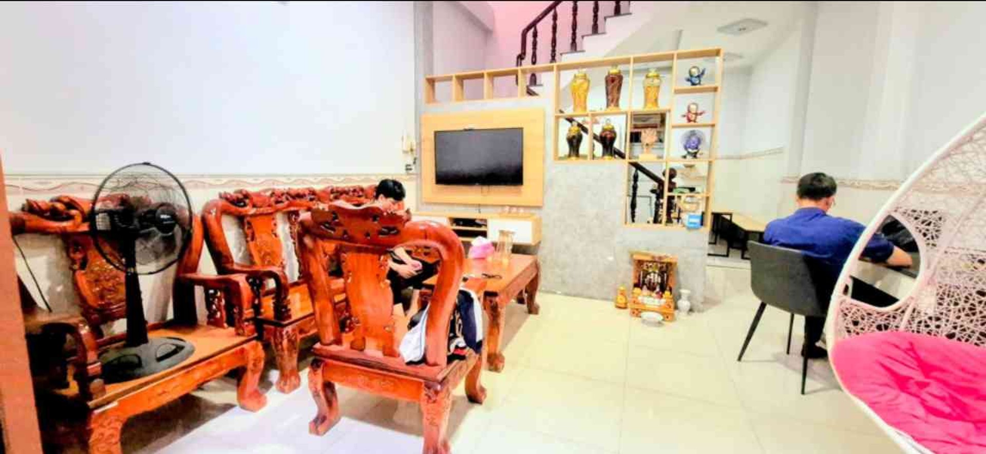Bán nhà 3 tầng kiên cố đường Hẻm xe hơi Lê Văn Việt. 62m2. Ngang hơn 4m. Chỉ 6 tỷ
