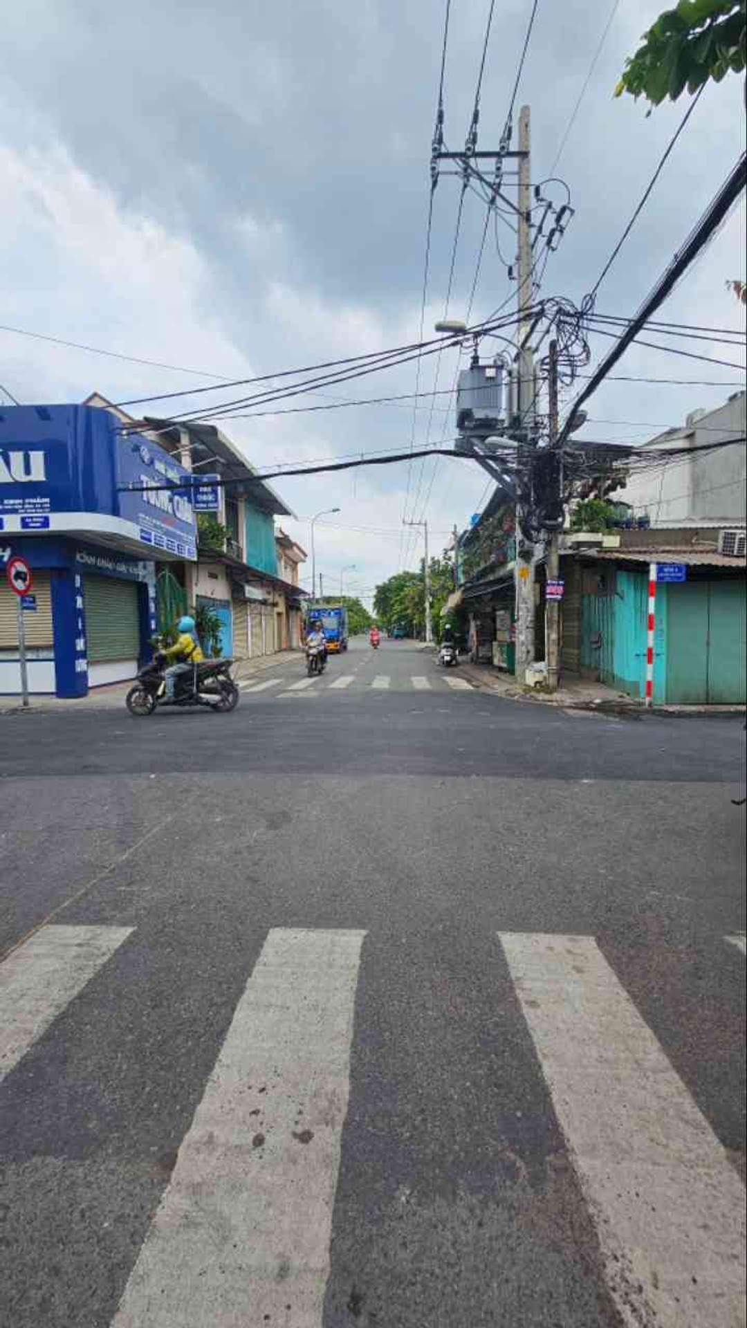 Nhà mặt phố giá sốc, vị trí vàng Bình Tân