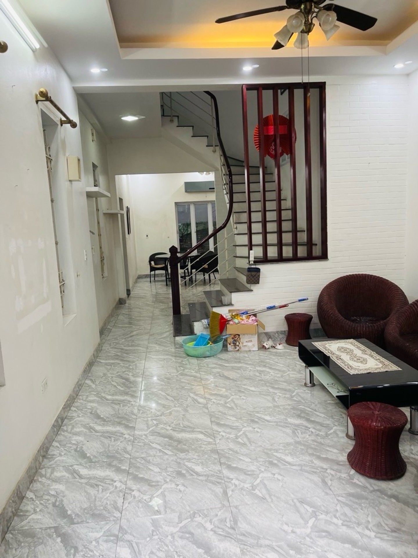 Biệt thự sân vườn yên tĩnh, ô tô vào tận nhà tại Ngọc Thụy