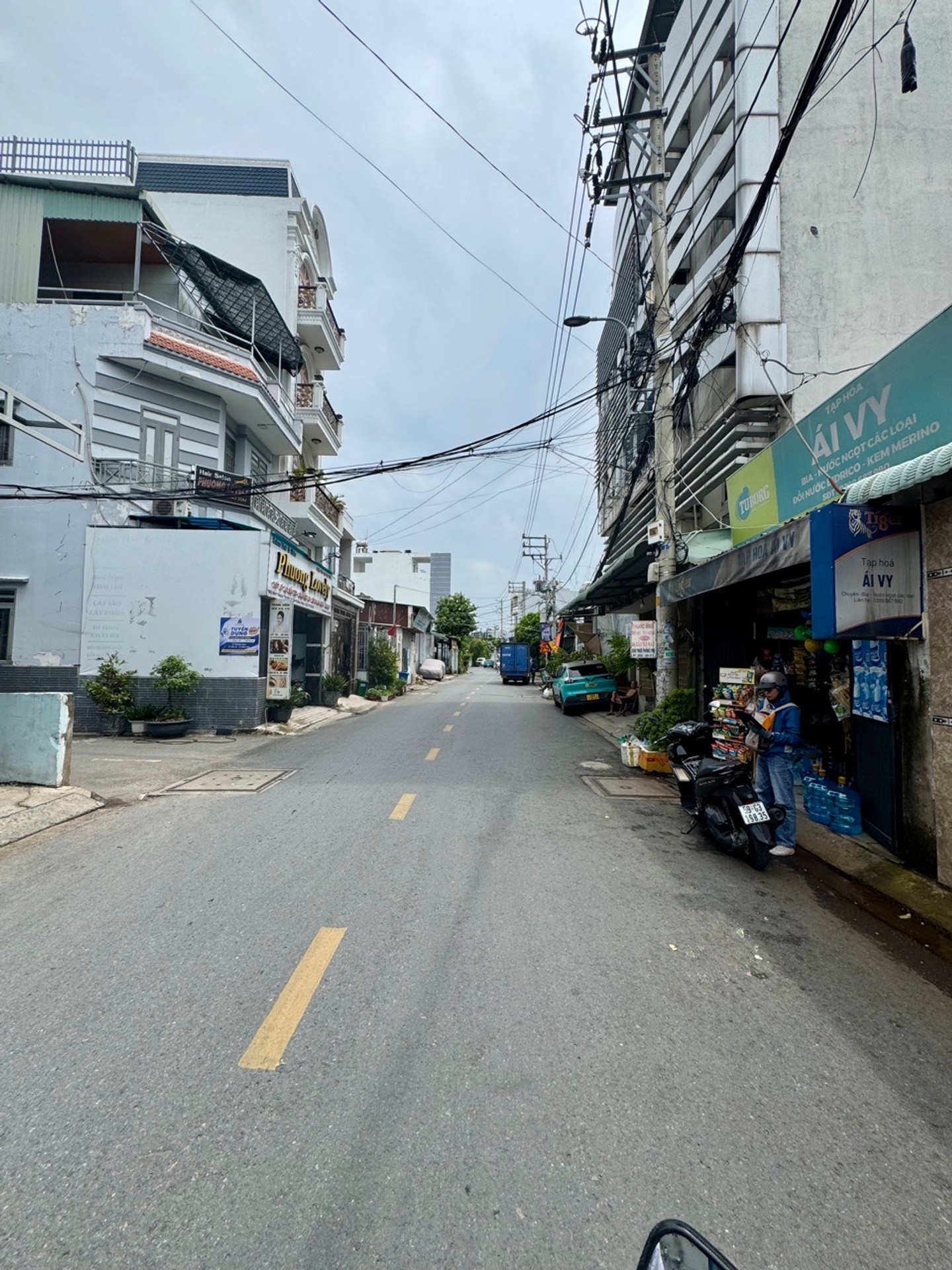 Hẻm như mặt tiền, rộng 12M có lề, kinh doanh buôn bán, làm văn phòng cty, dân trí