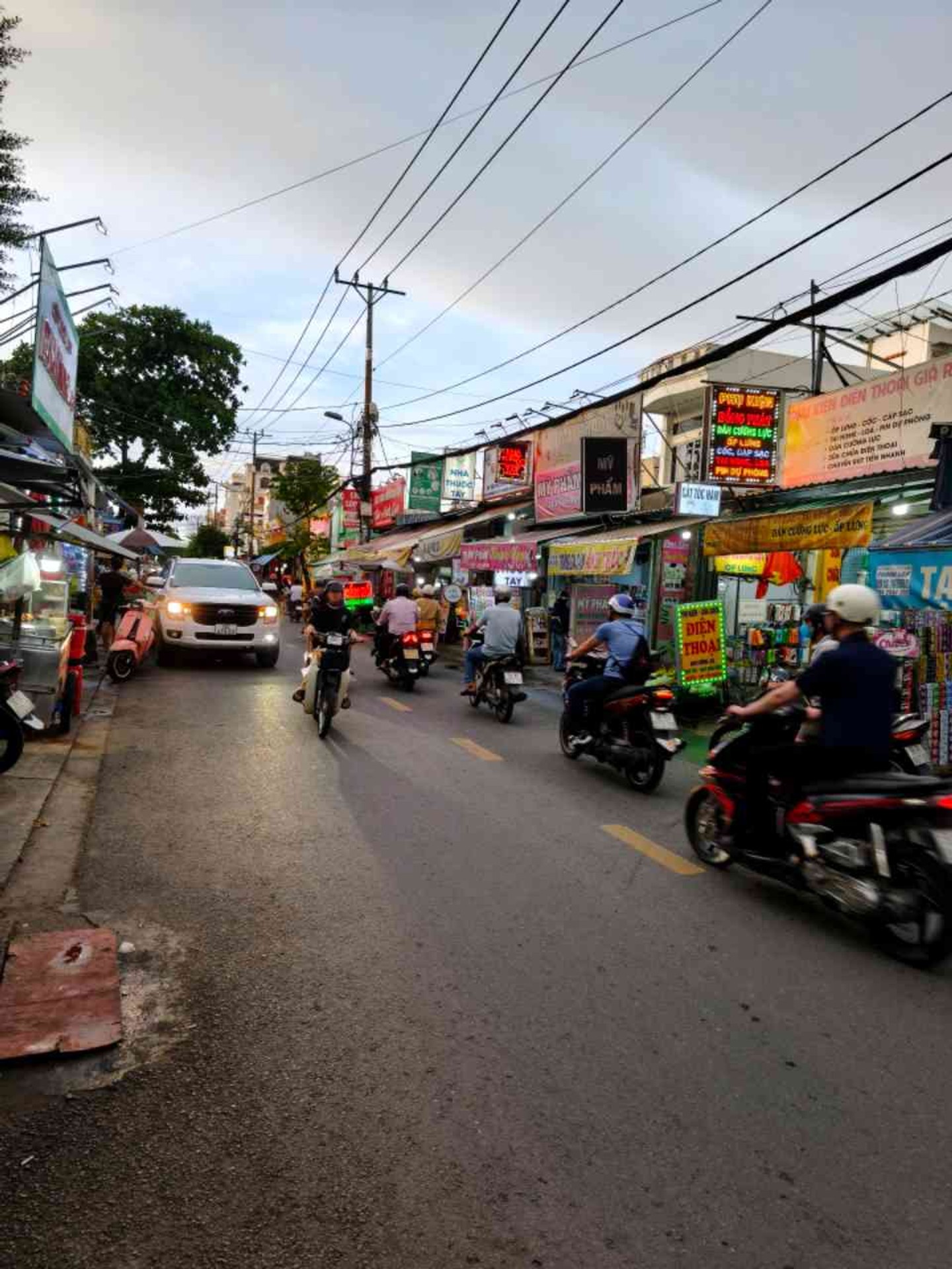 NHÀ MẶT TIỀN 385m2 KHU KINH DOANH BUÔN BÁN - 19.5 TỶ