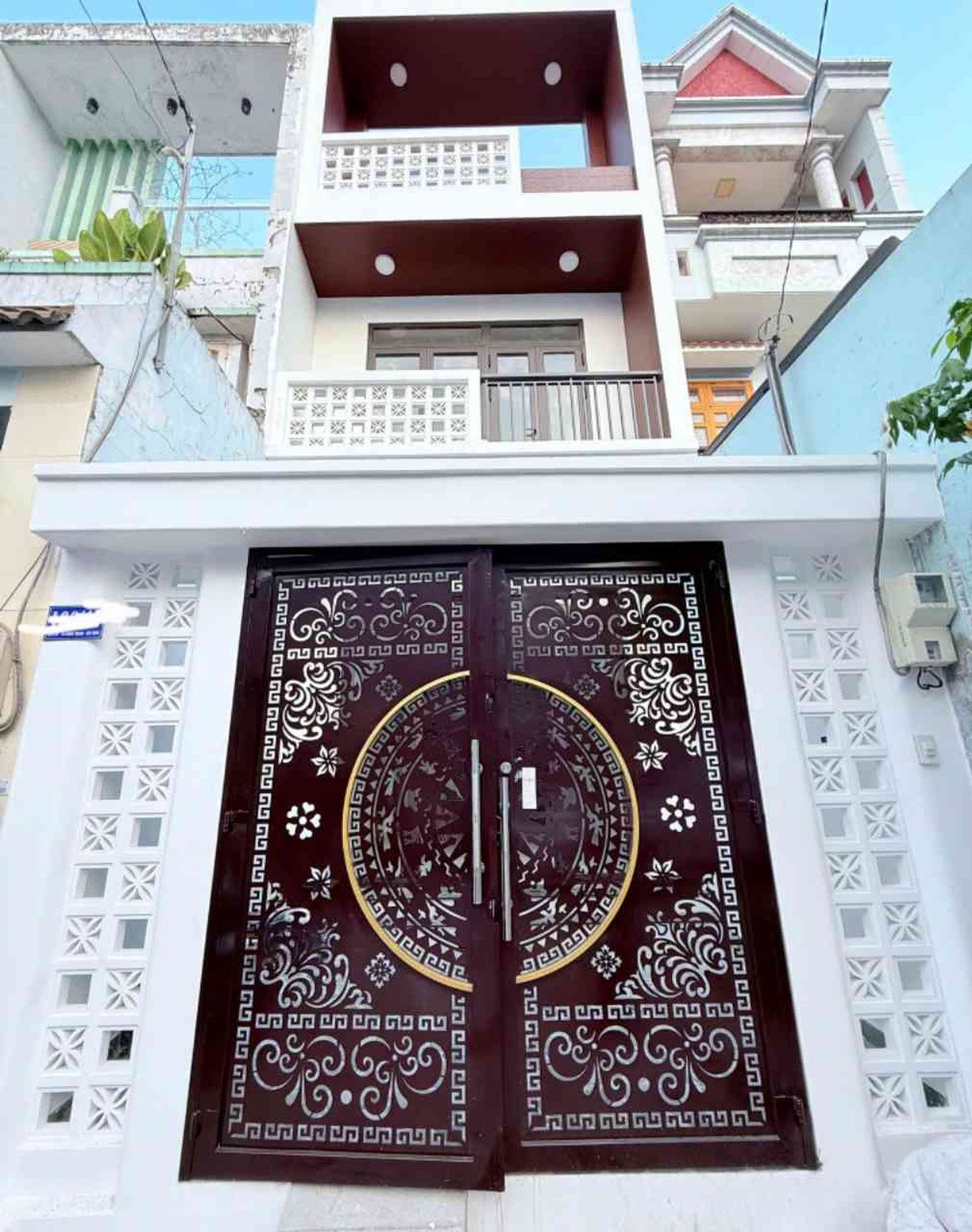 Nhà 3 tầng 79.5m² tại khu vực Tô Ký, tiện nghi hiện đại và đường xe tải rộng