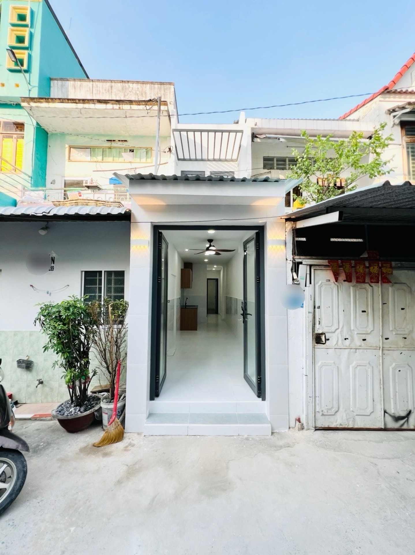 Nhà 2 tầng 3 phòng ngủ giá hời ngay Bình Đông