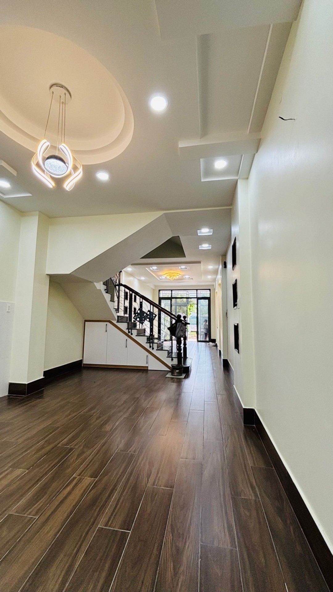 ĐỊNH CƯ MỸ CẦN BÁN GẤP MẶT TIỀN ĐS PHẠM THỂ HIỂN - Ô TÔ ĐẬU ĐỖ NGÀY ĐÊM 4x20 NHÀ 4 TẦNG CHỈ 8.1 TỶ