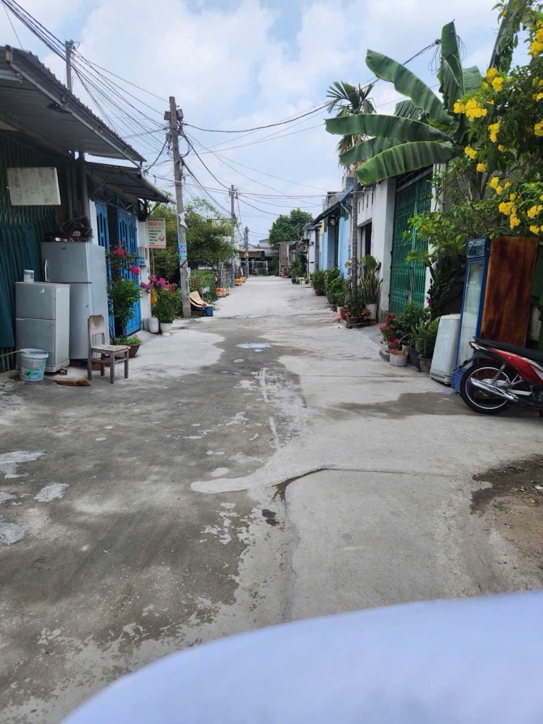 Bán nhà 285m ngay nhà văn hóa Xuân Thới Thượng, Hóc Môn, 6.x tỷ