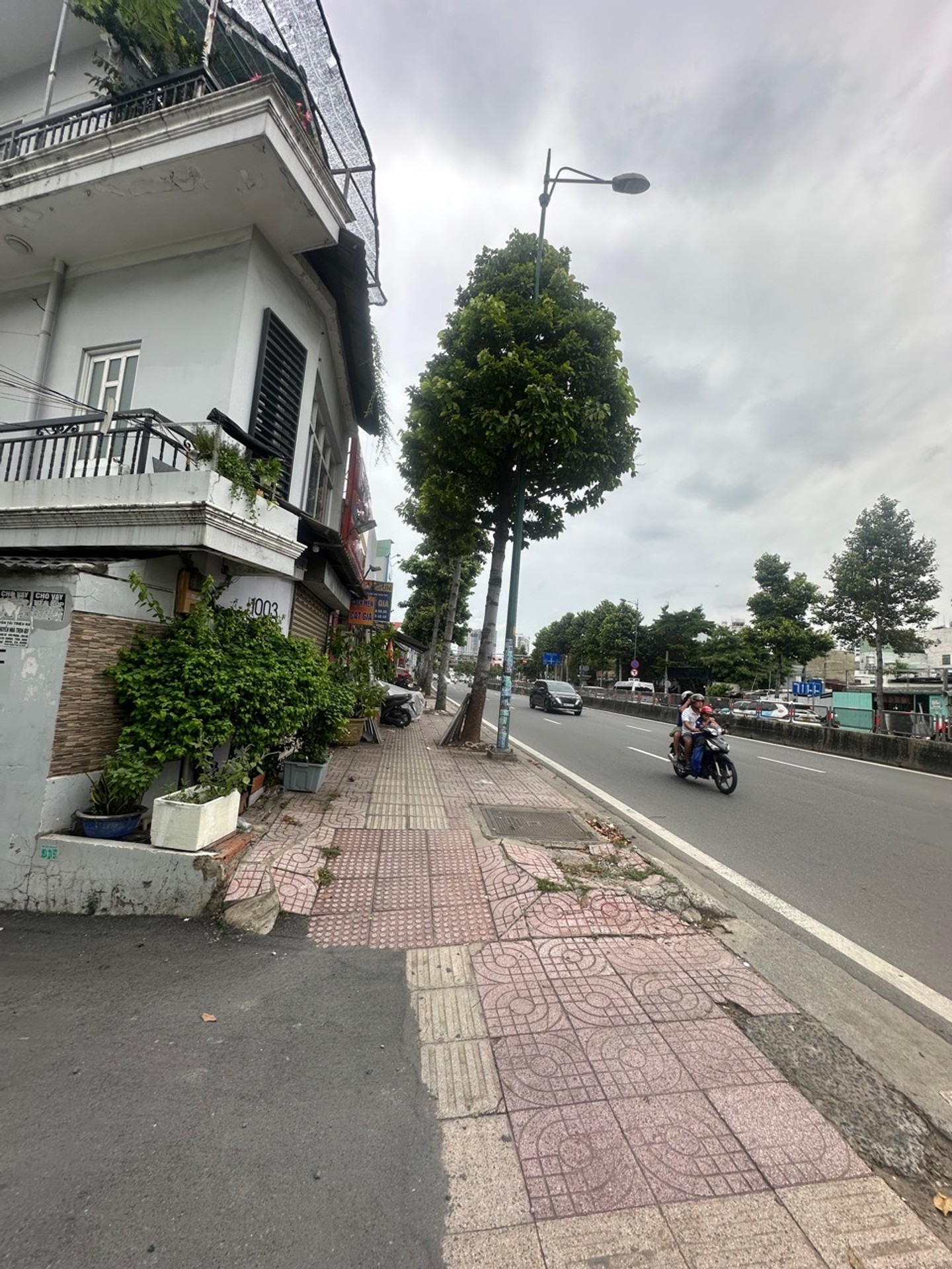 Bán nhà tặng dãy phòng trọ dòng tiền ổn định. Đường số 7 Phạm Văn Đồng Thủ đức
75m2 giá 6.2 tỷ