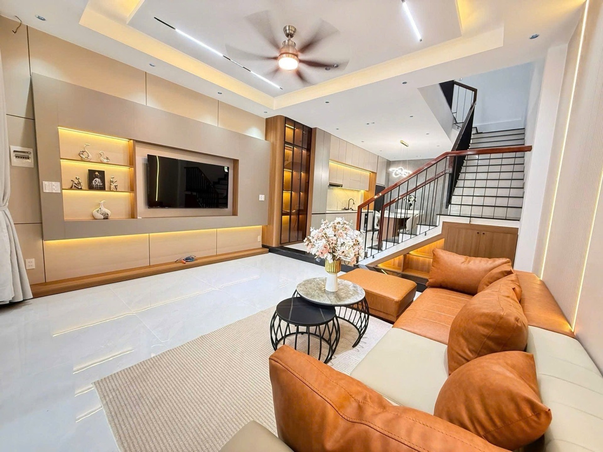 👀 9,x TỶ – CĂN NÀY Ở THANH LƯƠNG CÓ 1 ĐIỂM RẤT ĐÁNG XEM…