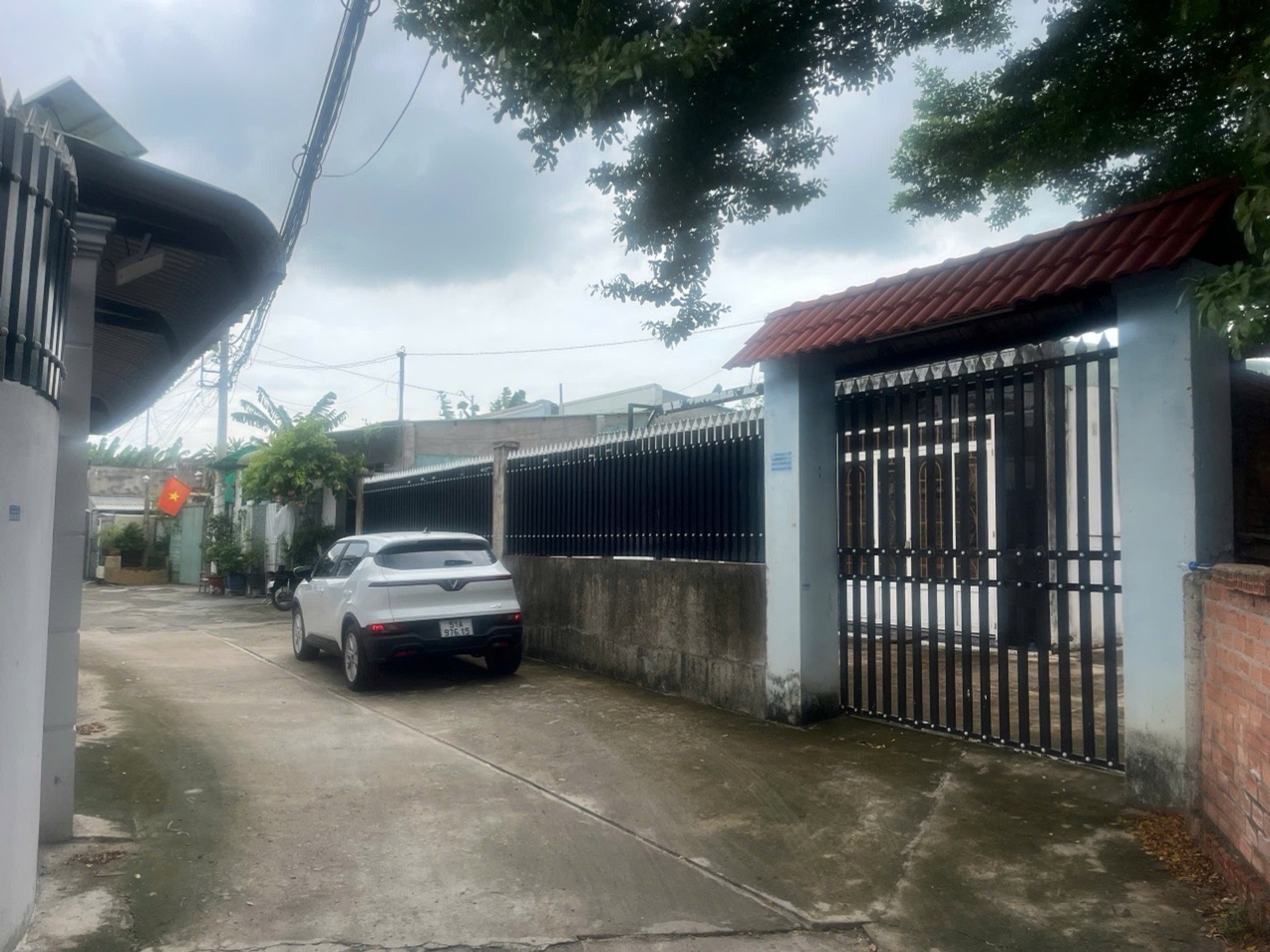Bán nhà đường Lý thường kiệt , hẻm 5m , mặt tiền 14m , diện tích khủng 300m2 , chỉ 8tỷ ( TL )