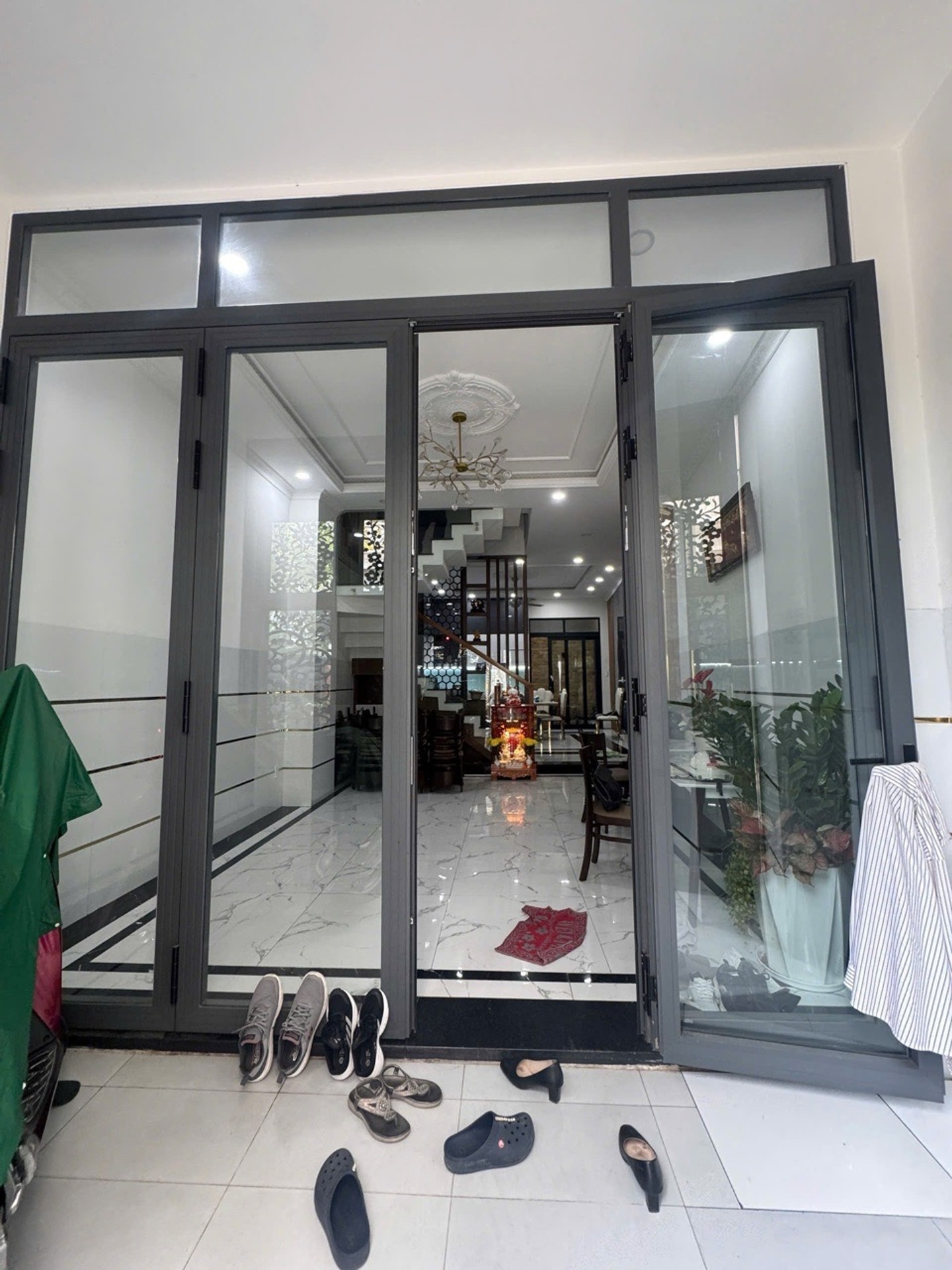 Cơ hội hiếm có sở hữu nhà 5 tầng mặt tiền rộng, ngay khu dân cư VIP Bình Tân chỉ 7.5 tỷ