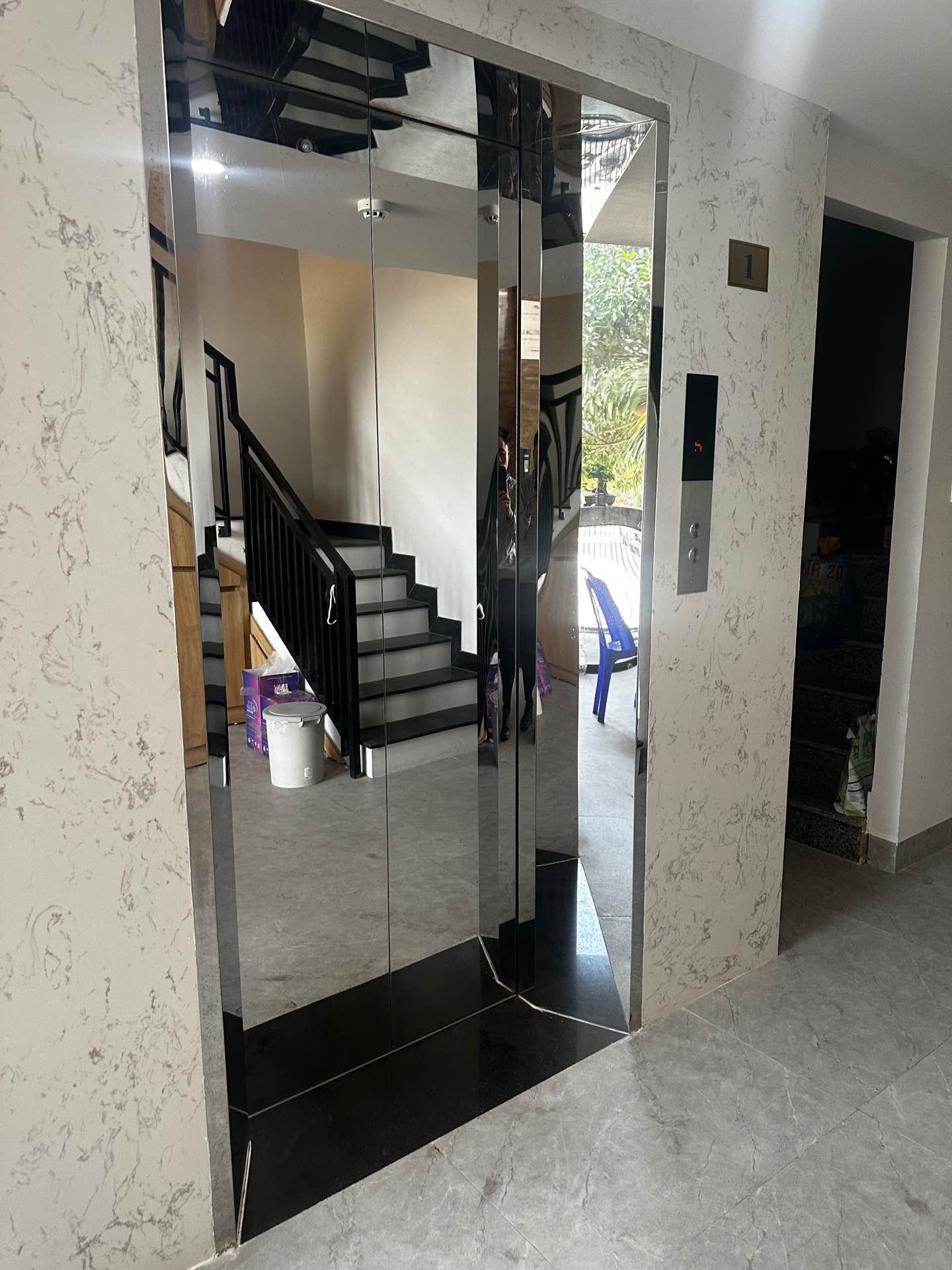 Bán căn hộ, dòng tiền 1.2 tỷ/ năm, Khuê Mỹ Đông, 102m x 9 tầng, 28.9 tỷ.