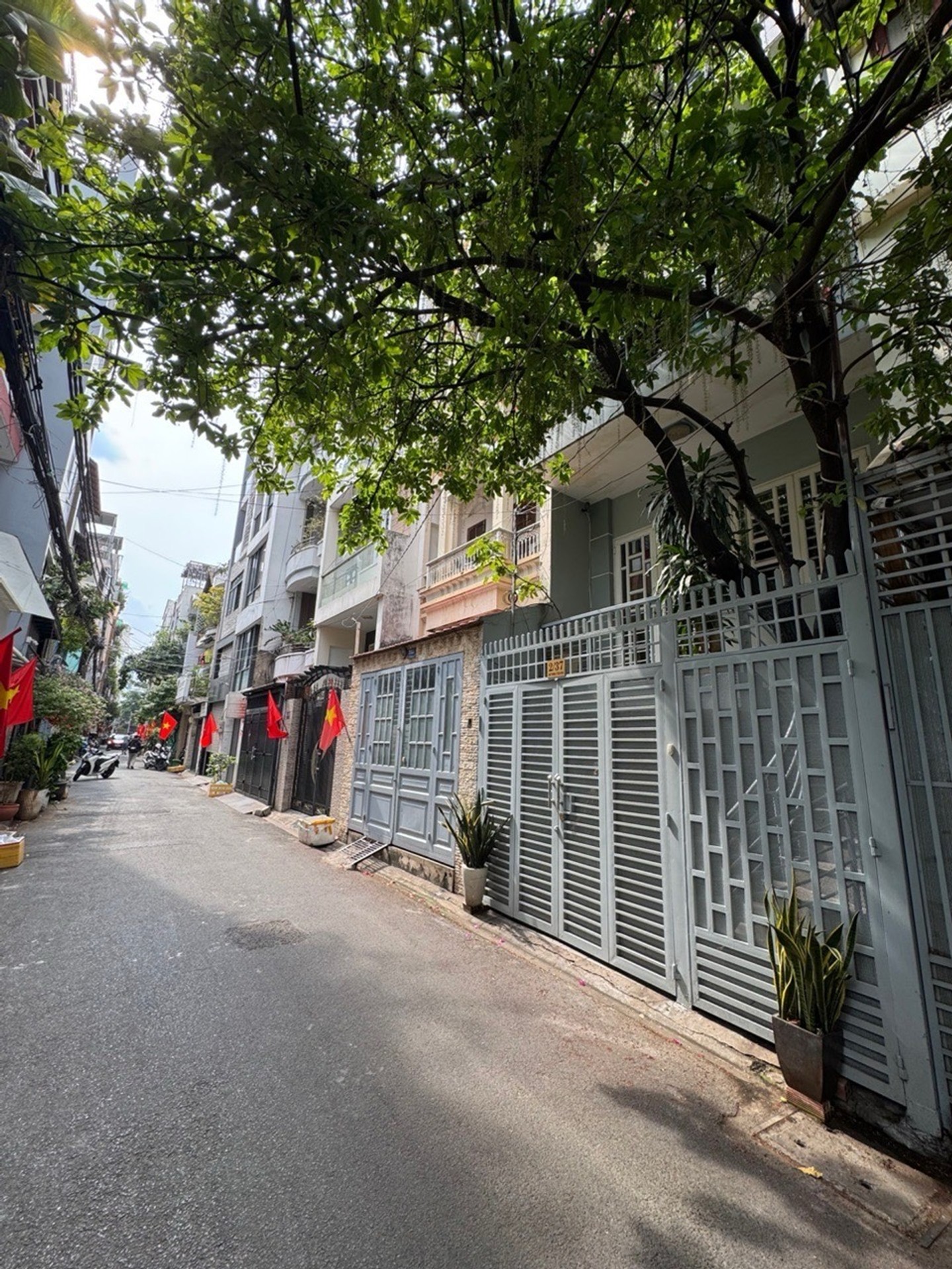 Bán nhà 4 tầng 3PN 4WC tại Núi Thành, Tân Bình, giá 11 tỷ