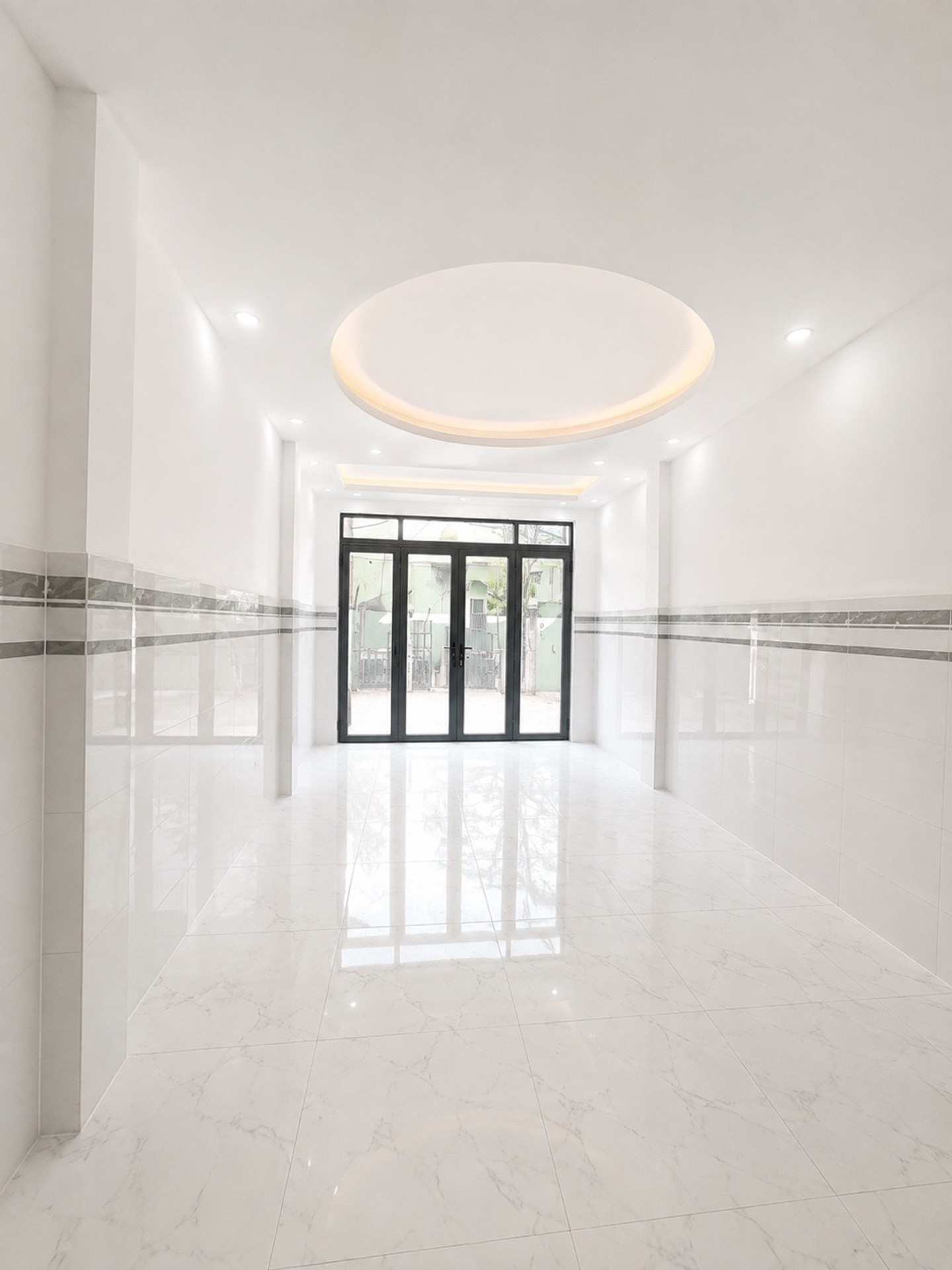 Bán nhà hẻm ô tô gần Trịnh Đình Trọng, 48m², 3 tầng, giá 8,3 tỷ thương lượng