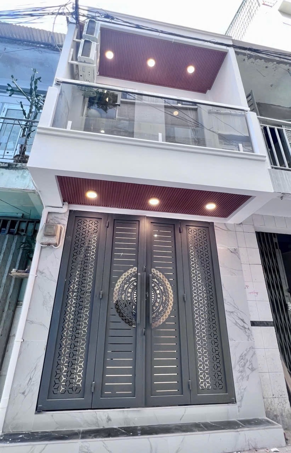 Bán nhà riêng 2 tầng khu Bàu Cát, Tân Bình, diện tích 27m2, phù hợp kinh doanh nhỏ