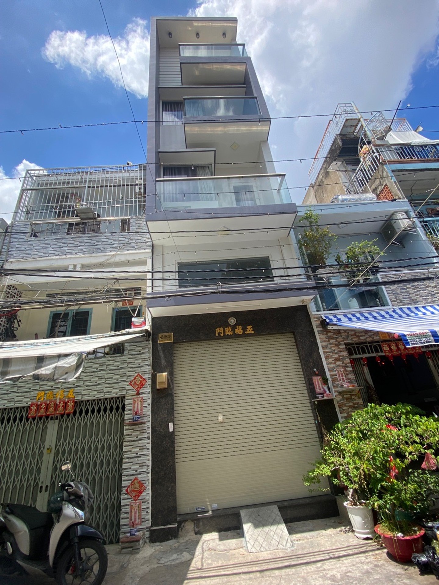 BÁN NHÀ Q6 - GIÁP Q5 - GẦN NGÃ TƯ HẬU GIANG- MINH PHỤNG - HẺM 6M - 7 TỶ NHỈNH