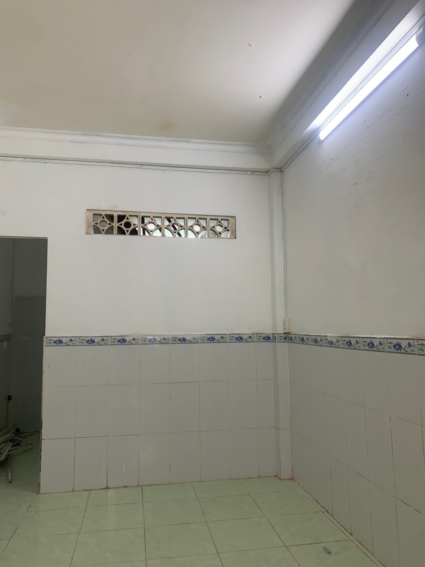 Nhà 2 tầng tại Đông Hưng Thuận, quận 12, sổ hồng riêng